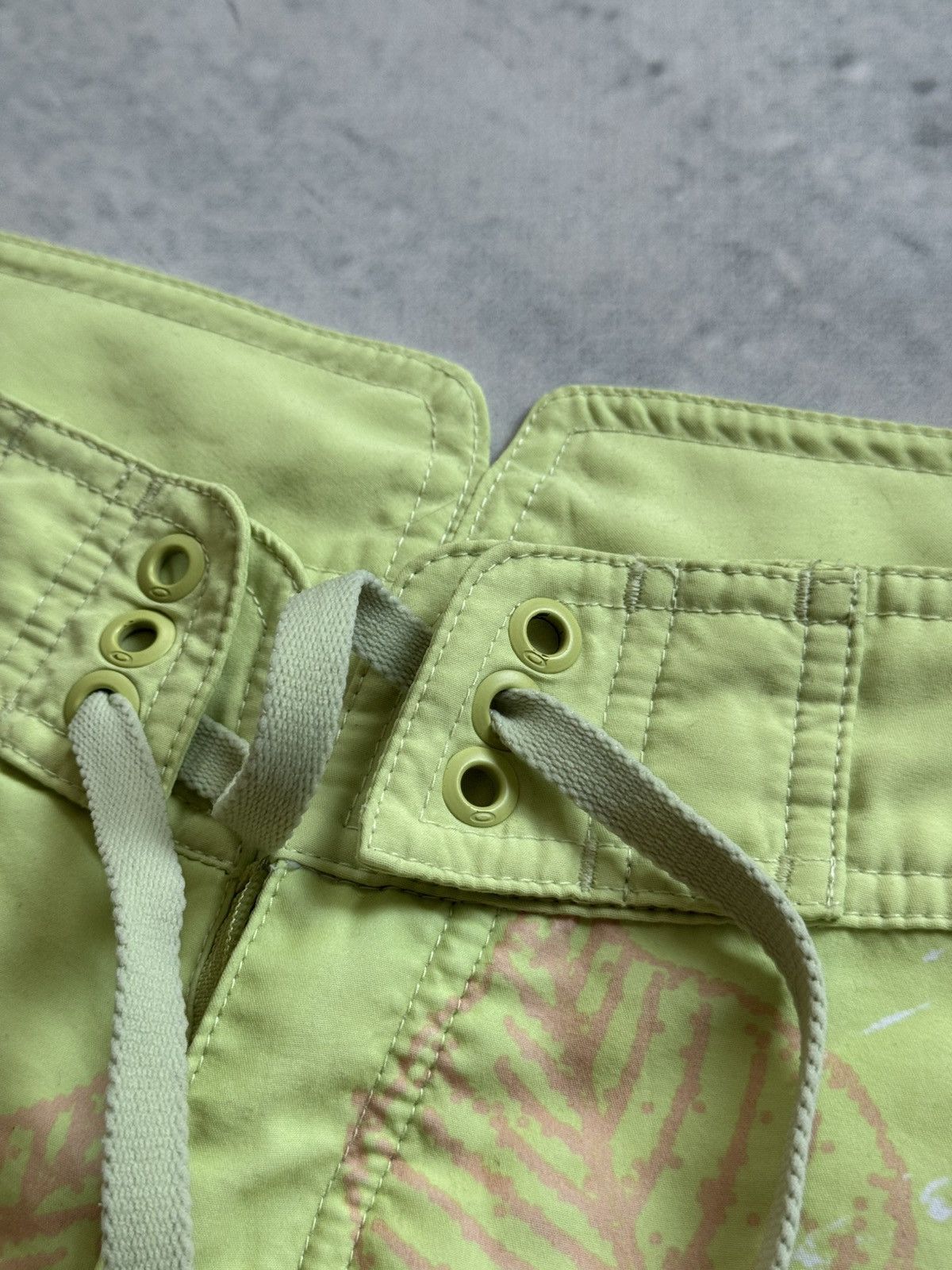 Oakley × Vintage Oakley vintage shorts vintage swim Size US 31 - 4 Thumbnail