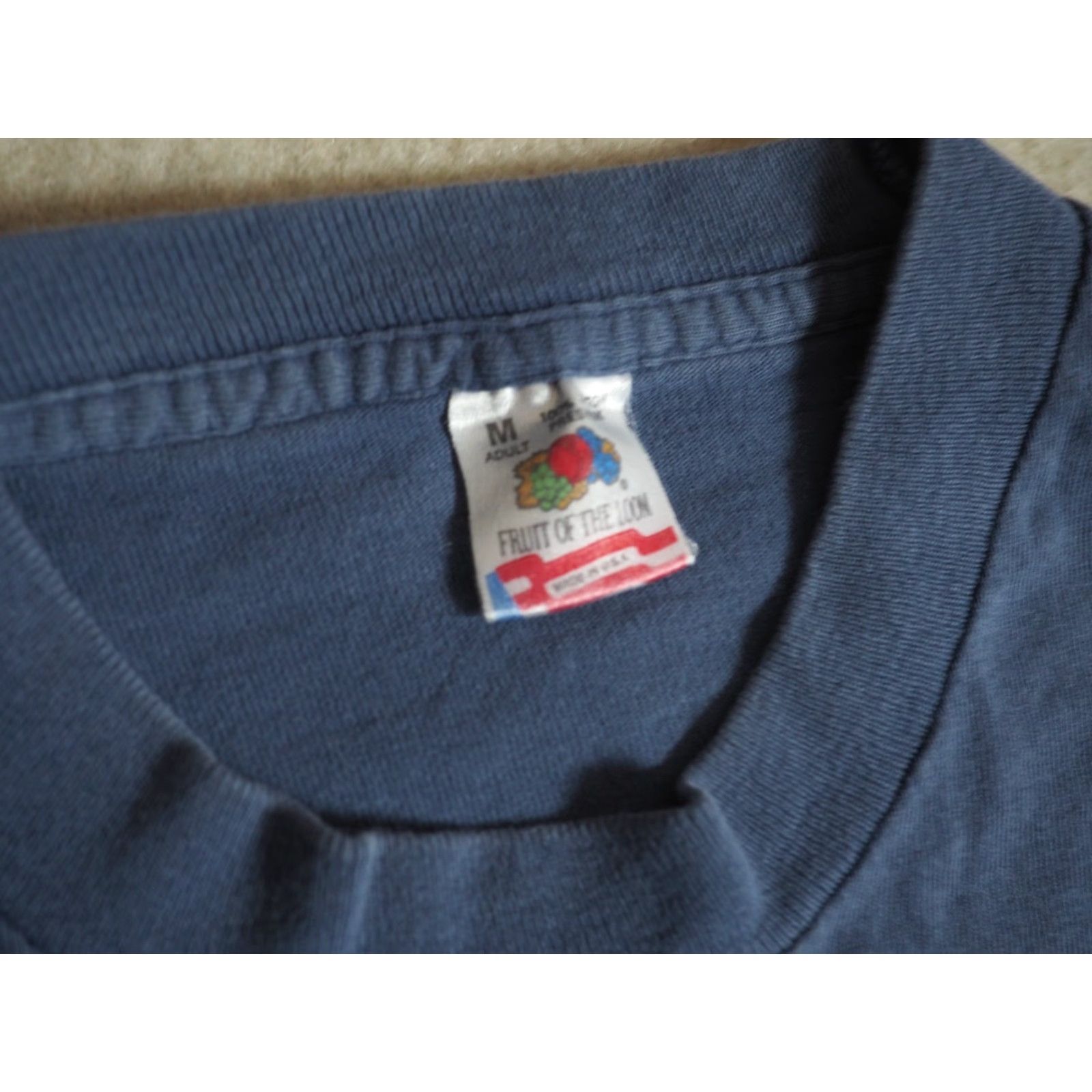 Fruit Of The Loom VTG 90s Fruit of the Loom Wolf Nature Animal Dreamcatcher Blue Tee T-Shirt Mens M Size US M / EU 48-50 / 2 - 4 Thumbnail