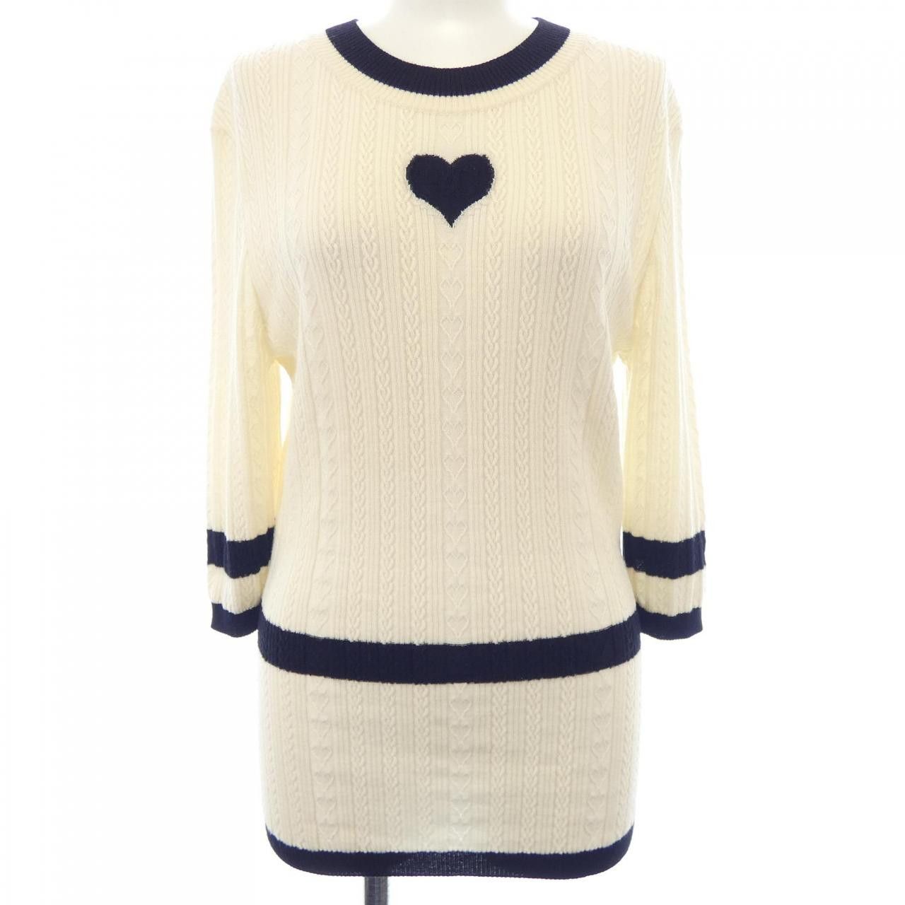 Chanel Chanel Chanel Knitwear Cotton Tops DUTY FREE for USA Size ONE SIZE - 1 Thumbnail