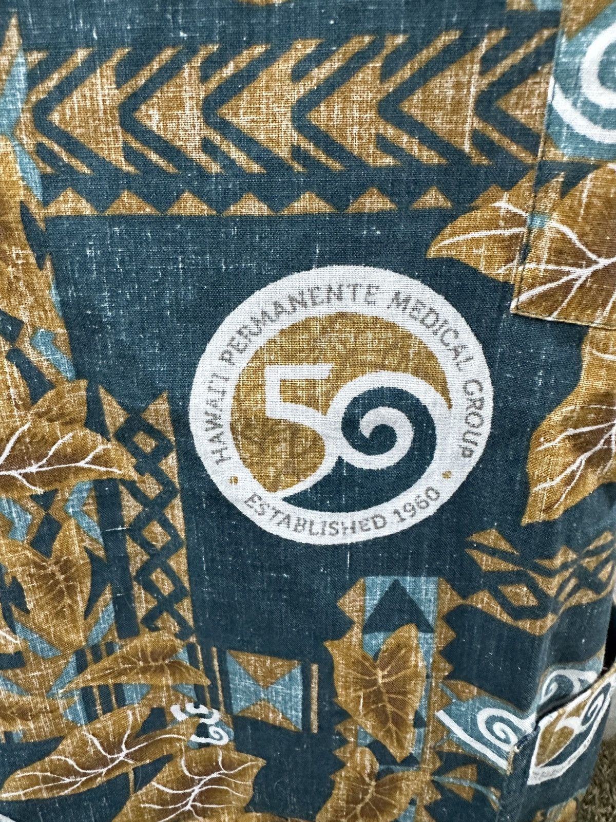 Reyn Spooner Reyn Spooner Scrub Hawaii Permanente Medical Group Men’s M Size US M / EU 48-50 / 2 - 4 Thumbnail
