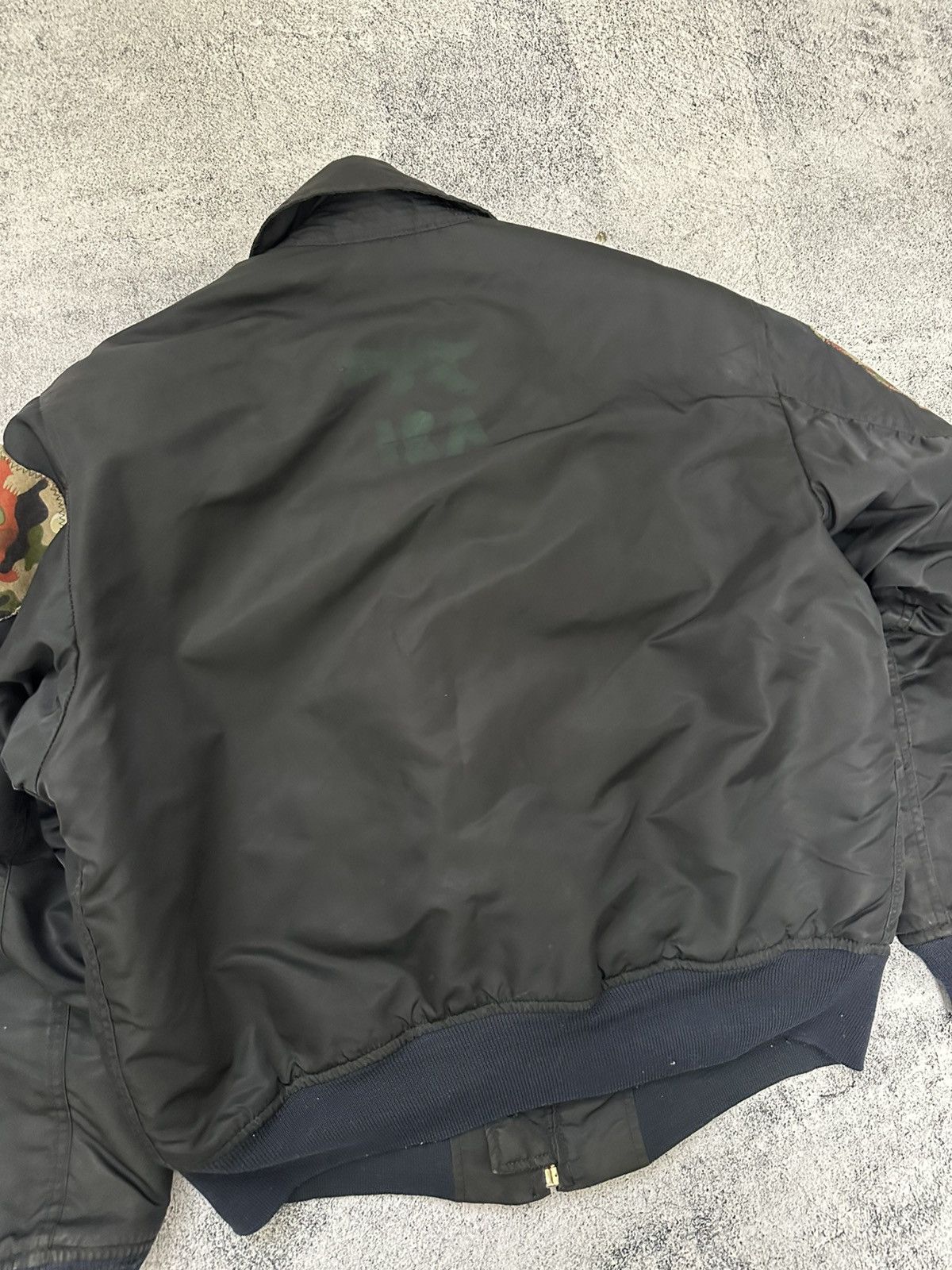 Alpha Industries Vintage 90's Alpha Industries US Military Bomber Jacket Fit Size US M / EU 48-50 / 2 - 17 Thumbnail