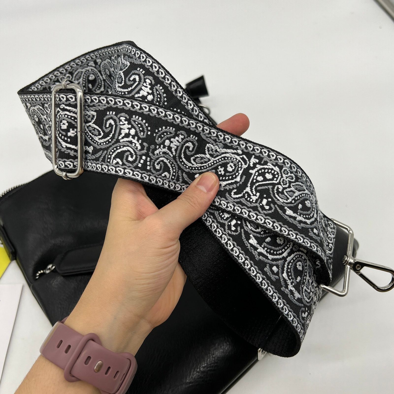 Other Ahdorned Double Zip Faux Leather Crossbody Black Size ONE SIZE - 4 Thumbnail