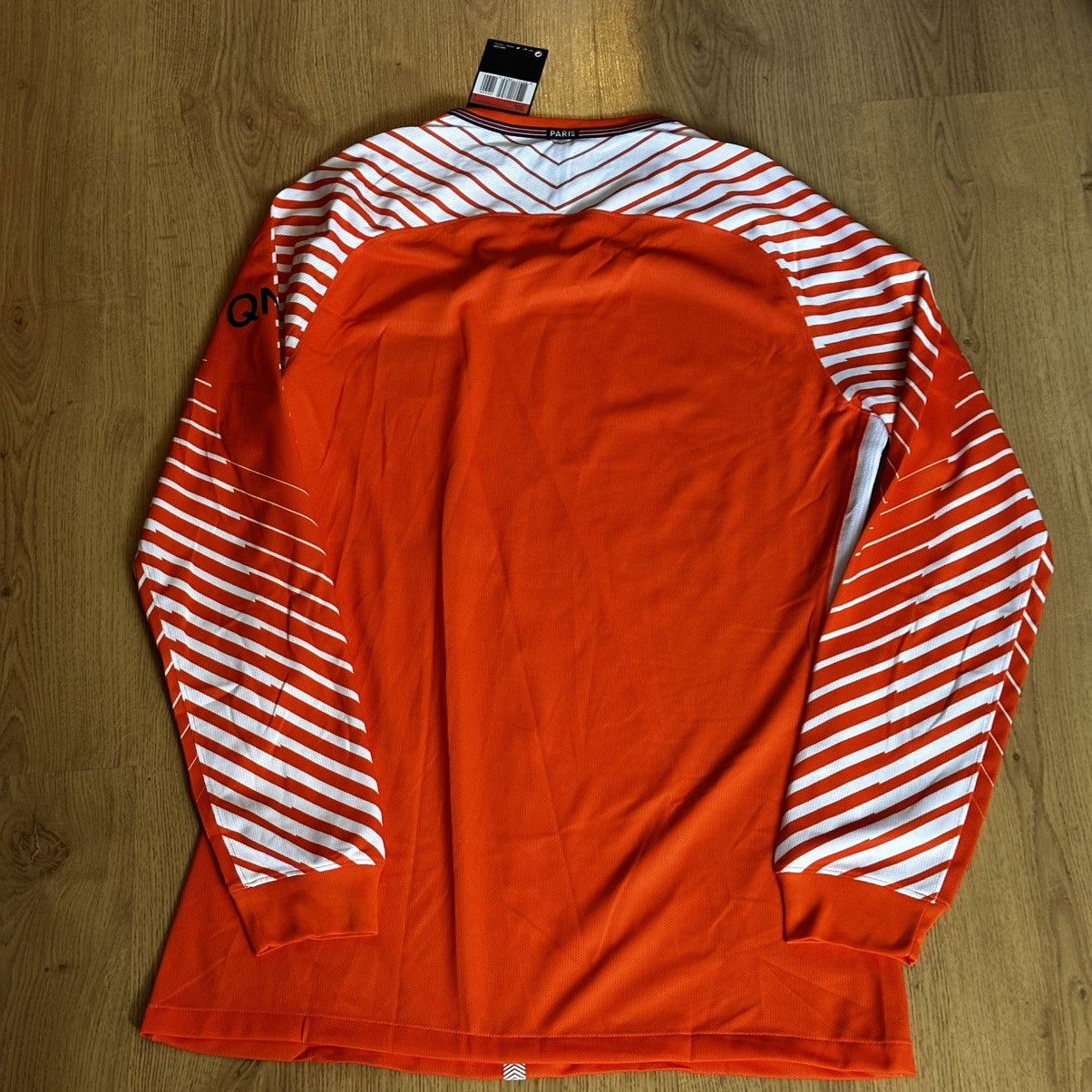Nike PARIS SAINT-GERMAIN 2017-2018 GK NIKE LONGSLEEVE SHIRT Size US L / EU 52-54 / 3 - 8 Thumbnail
