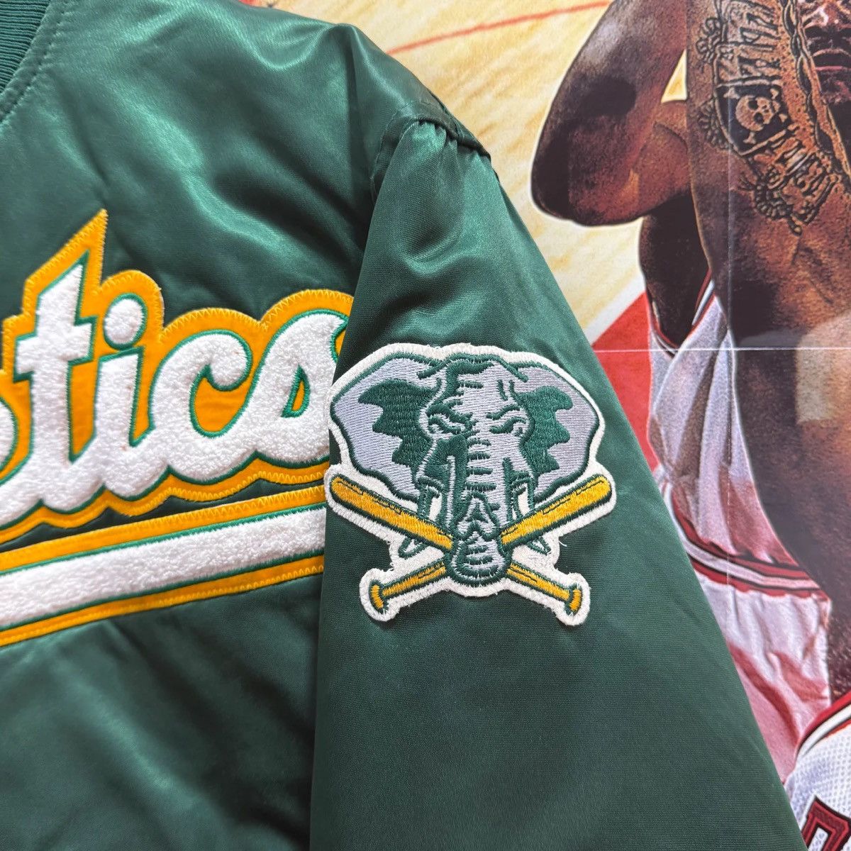 Starter Vintage Oakland Athletics Starter Satin Bomber Jacket Size US S / EU 44-46 / 1 - 4 Thumbnail