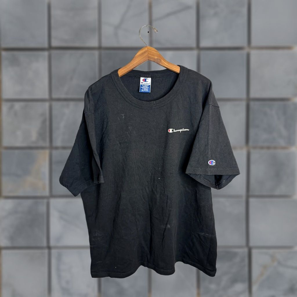 Champion Vintage Champion T-Shirt Crew Neck XL Black 80s Logo Short Sleeve Men Size US XL / EU 56 / 4 - 1 Thumbnail