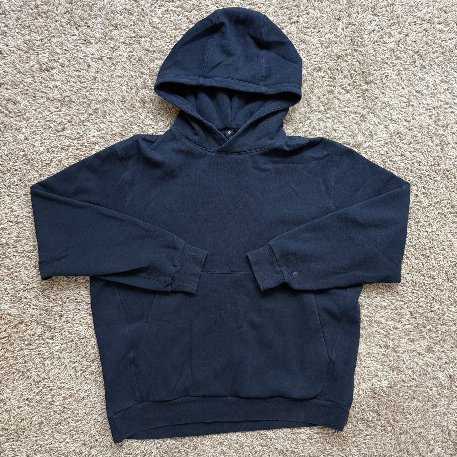 Lululemon LuluLemon Navy Blue Athletic Hoodie Pullover Size Large Soft Size US L / EU 52-54 / 3 - 1 Thumbnail