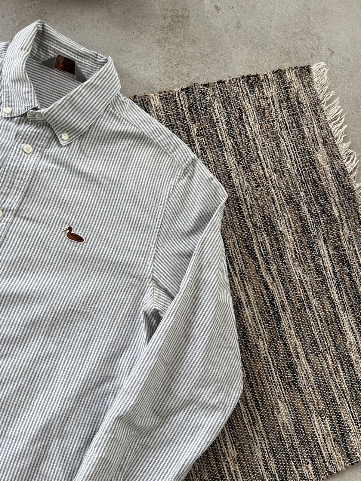 Carhartt Vintage Carhartt White Grey Striped Duck Logo Shirt Y2K Size US L / EU 52-54 / 3 - 5 Thumbnail