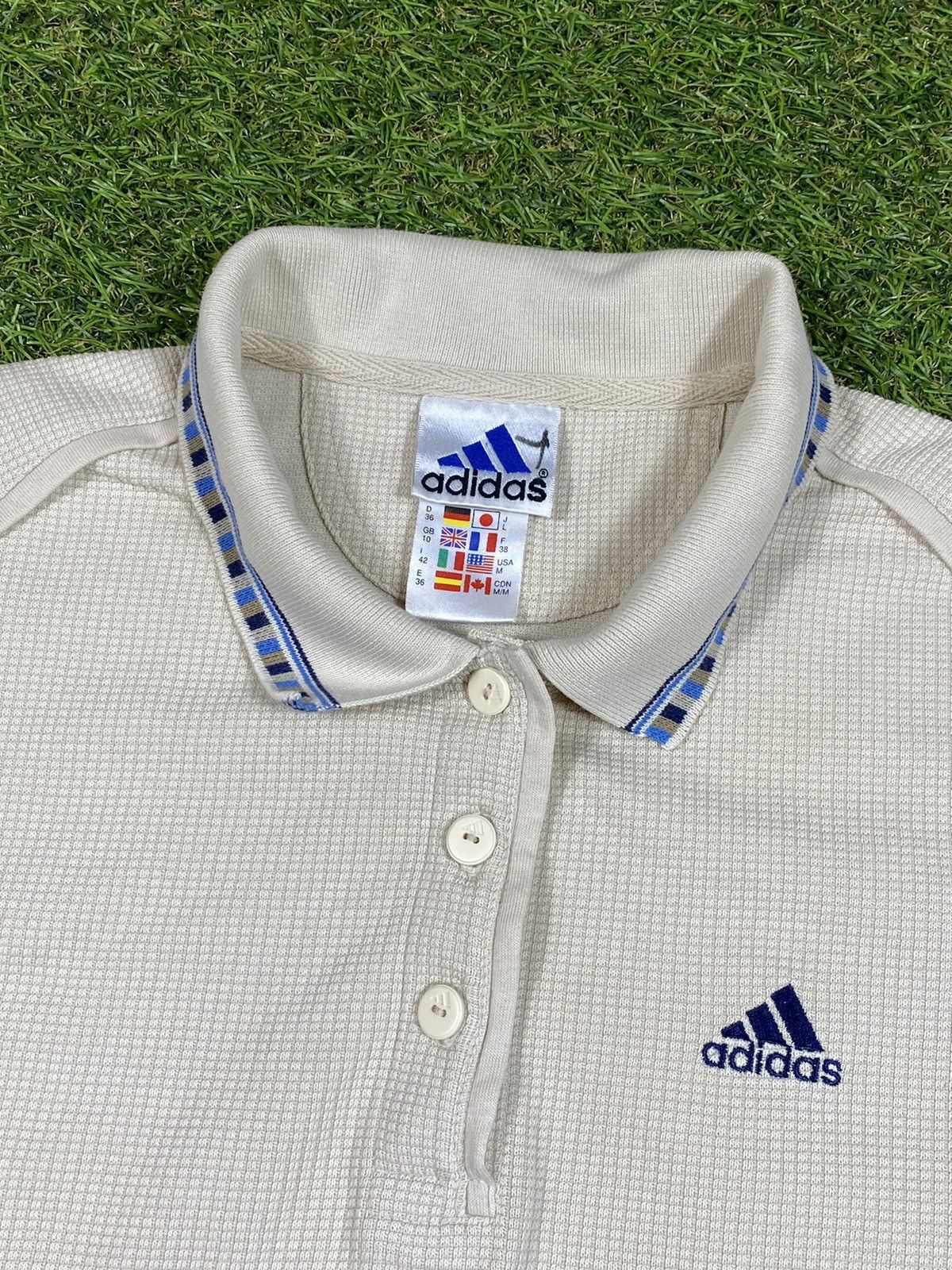 Japanese Brand Vintage 90s Adidas polo small logo streetwear style size M Size US M / EU 48-50 / 2 - 3 Thumbnail