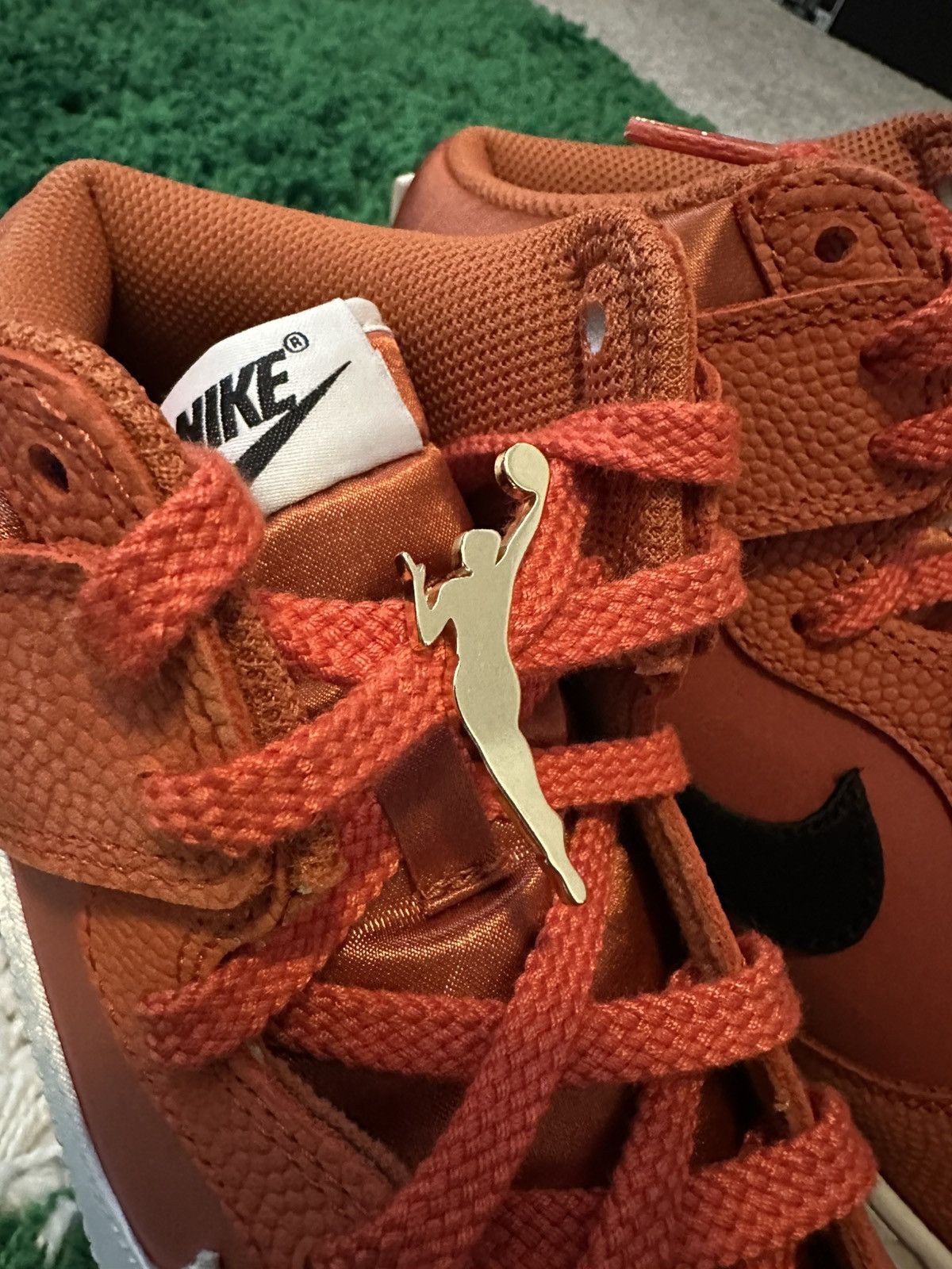 Nike Nike Dunk Hi Retro WNBA 11 Size US 11 / EU 44 - 6 Thumbnail