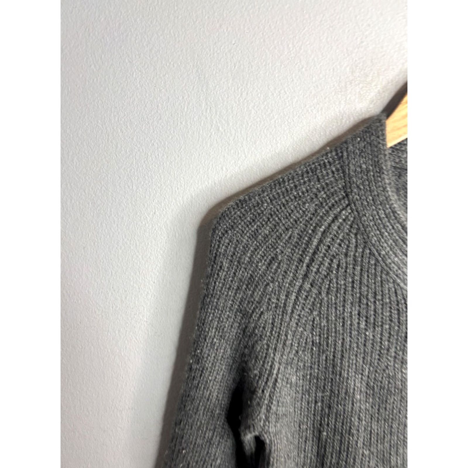 Vintage Sutton Cashmere Cardigan Sweater Womens Medium Gray Mock Neck 3/4 Sleeve Vintage? No Size M / US 6-8 / IT 42-44 - 2 Thumbnail
