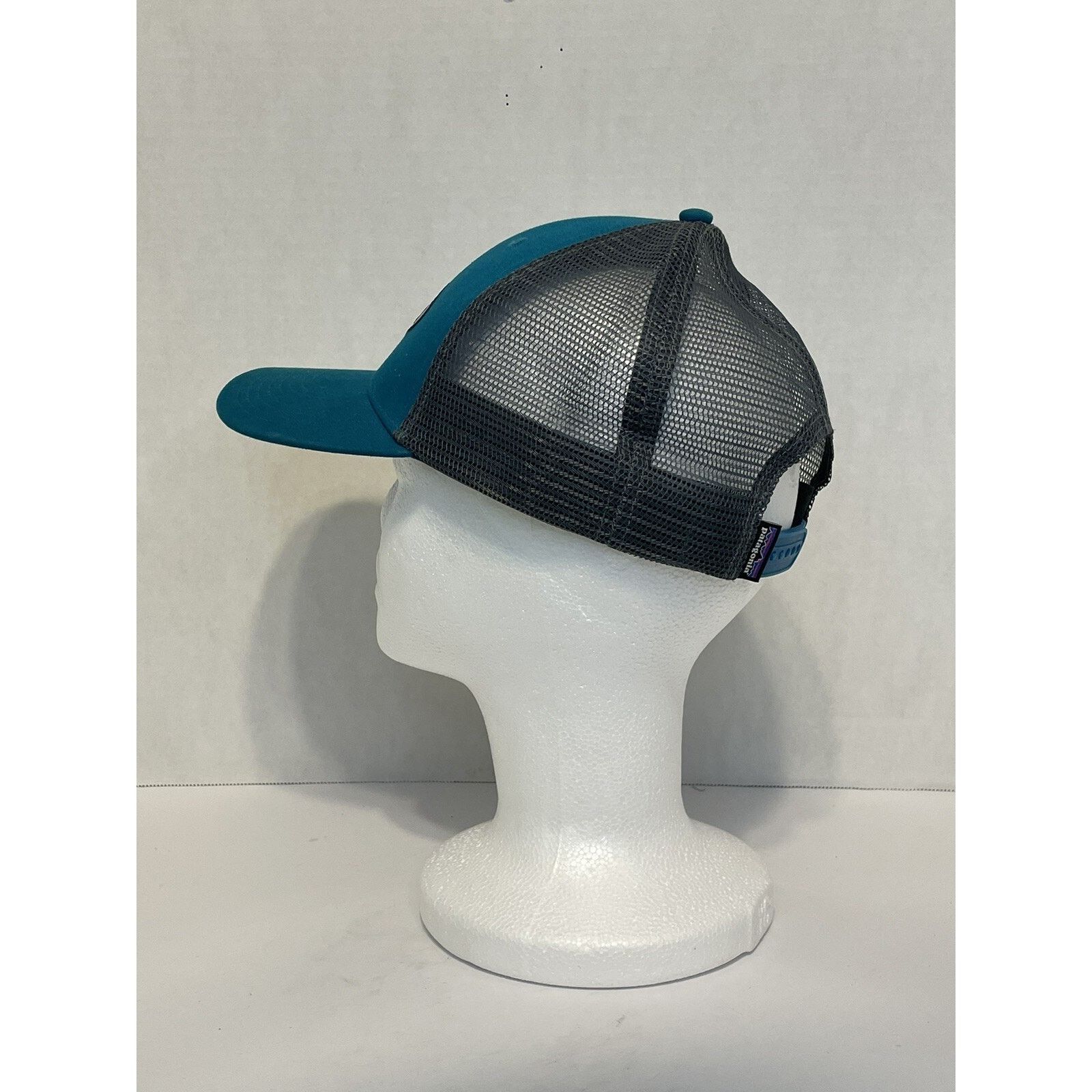 Patagonia Patagonia Ventura CA Trucker Hat Snapback Mesh Blue Gray Size ONE SIZE - 8 Thumbnail