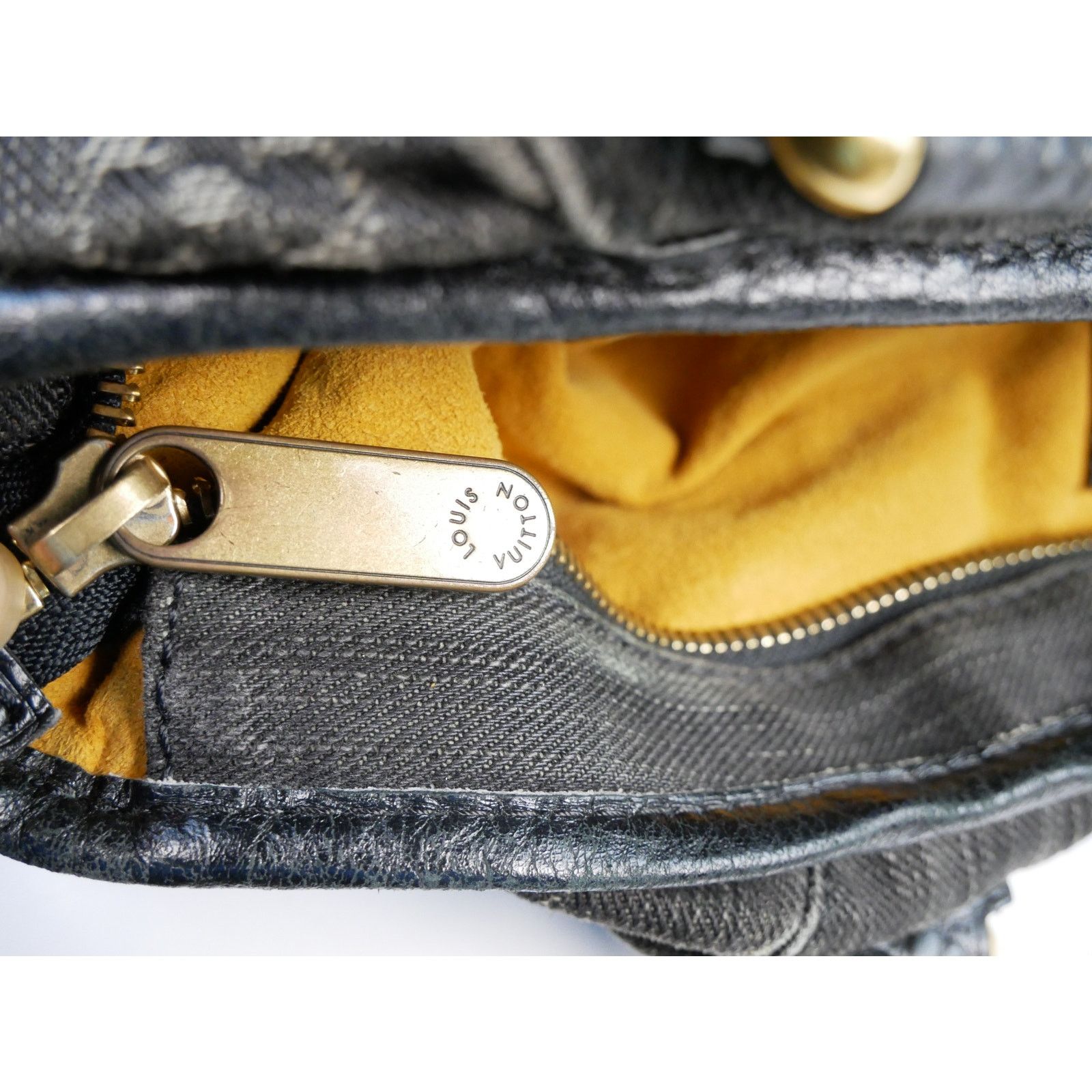 Louis Vuitton Louis Vuitton Black Denim Neo Cabby Tote Size ONE SIZE - 16 Thumbnail