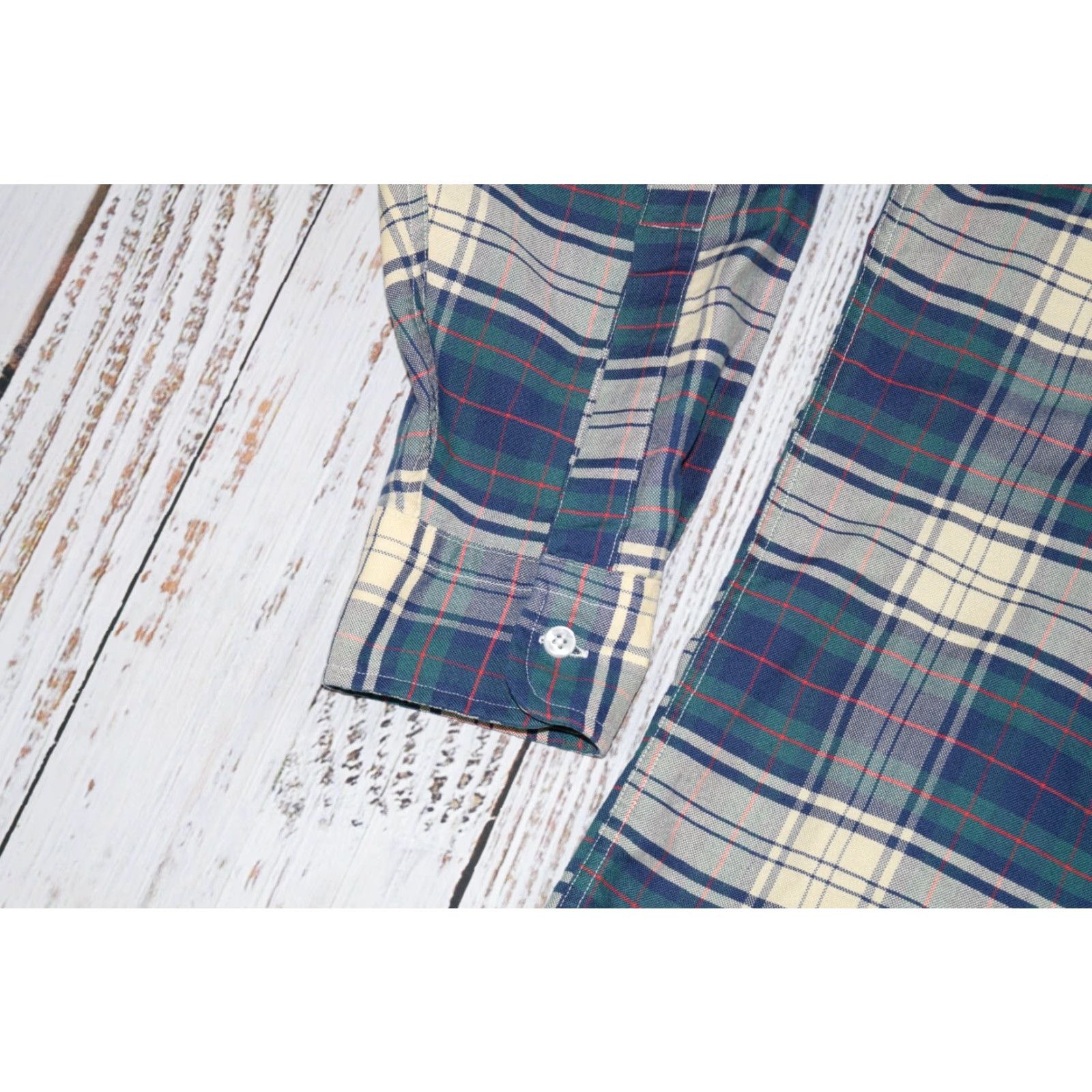 Vintage VINTAGE LL Bean Plaid Shirt Men Large Navy Blue 1990s Button-Front Casual Mens Size US L / EU 52-54 / 3 - 3 Thumbnail