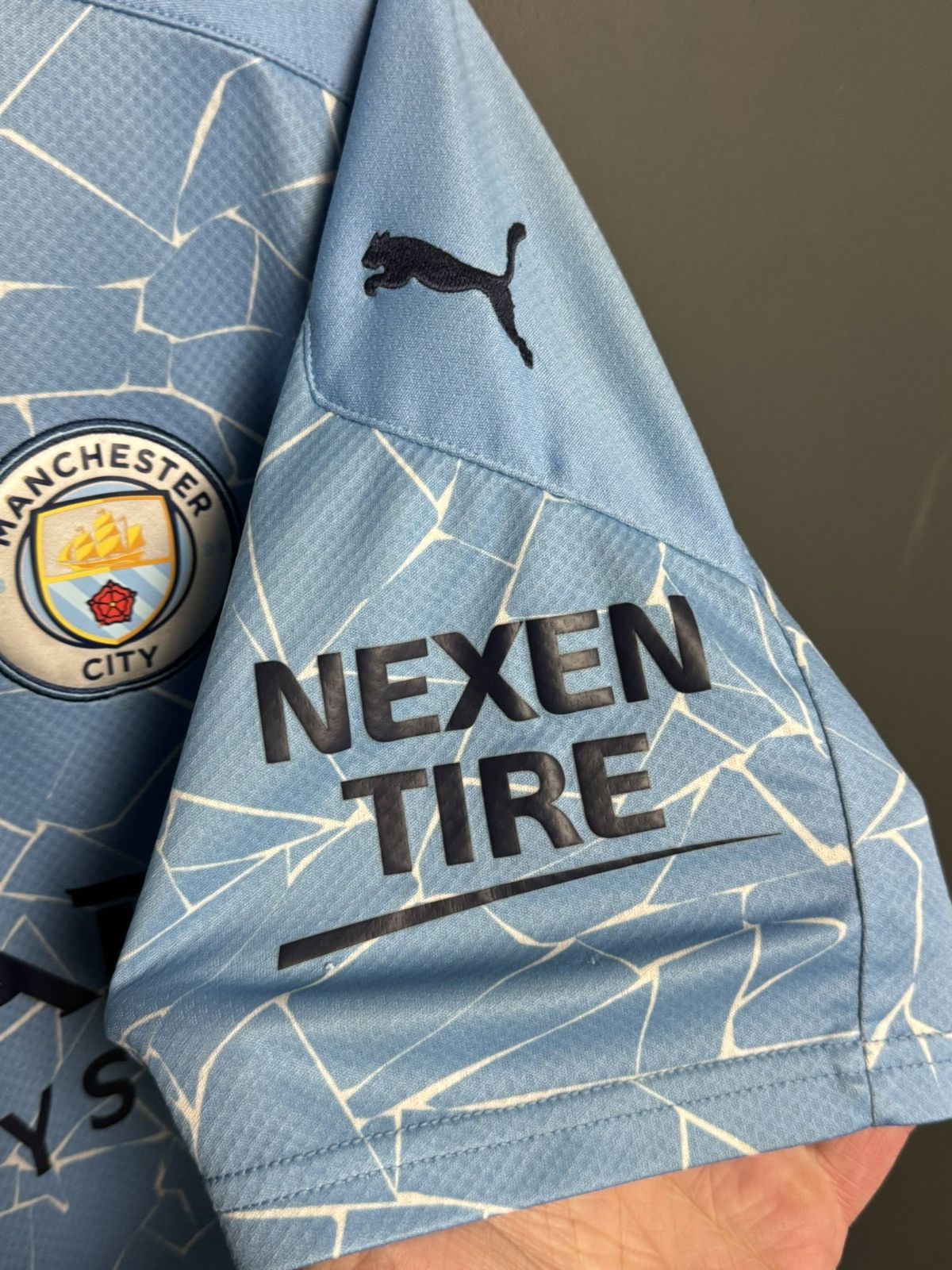 Puma Manchester City 20/21 Home Football Jersey Size US L / EU 52-54 / 3 - 4 Thumbnail