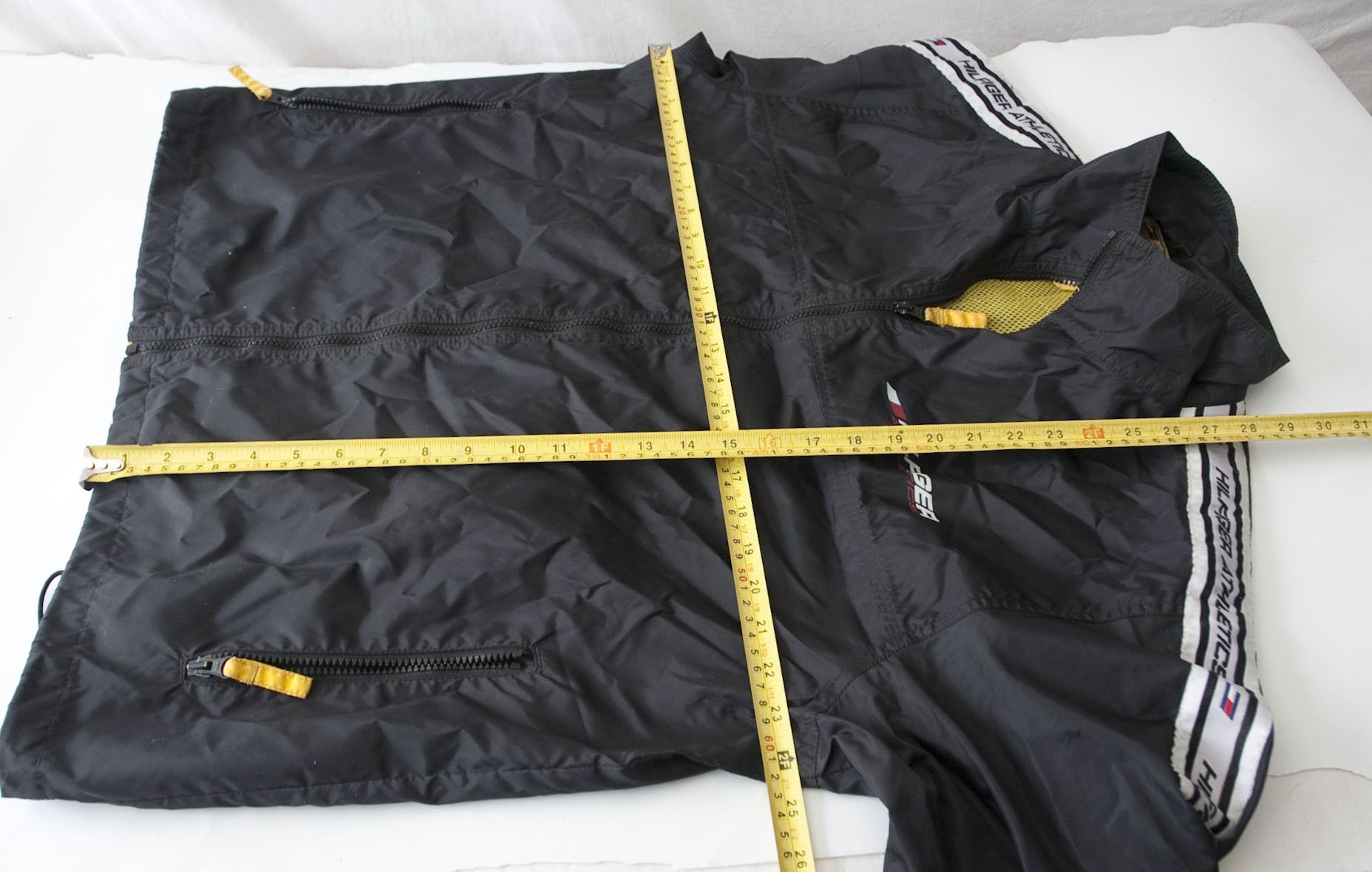Tommy Hilfiger Vintage Tommy Hilfiger Athletics Light Jacket Size M Size US M / EU 48-50 / 2 - 7 Thumbnail