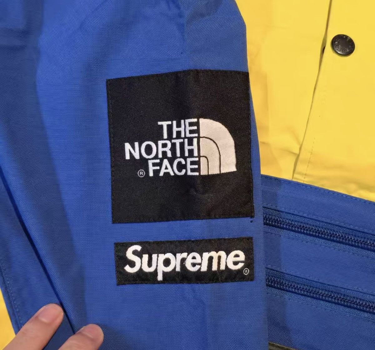Supreme × The North Face Supreme tnf steep tech blue yellow north face hooded jacket Size US L / EU 52-54 / 3 - 4 Thumbnail