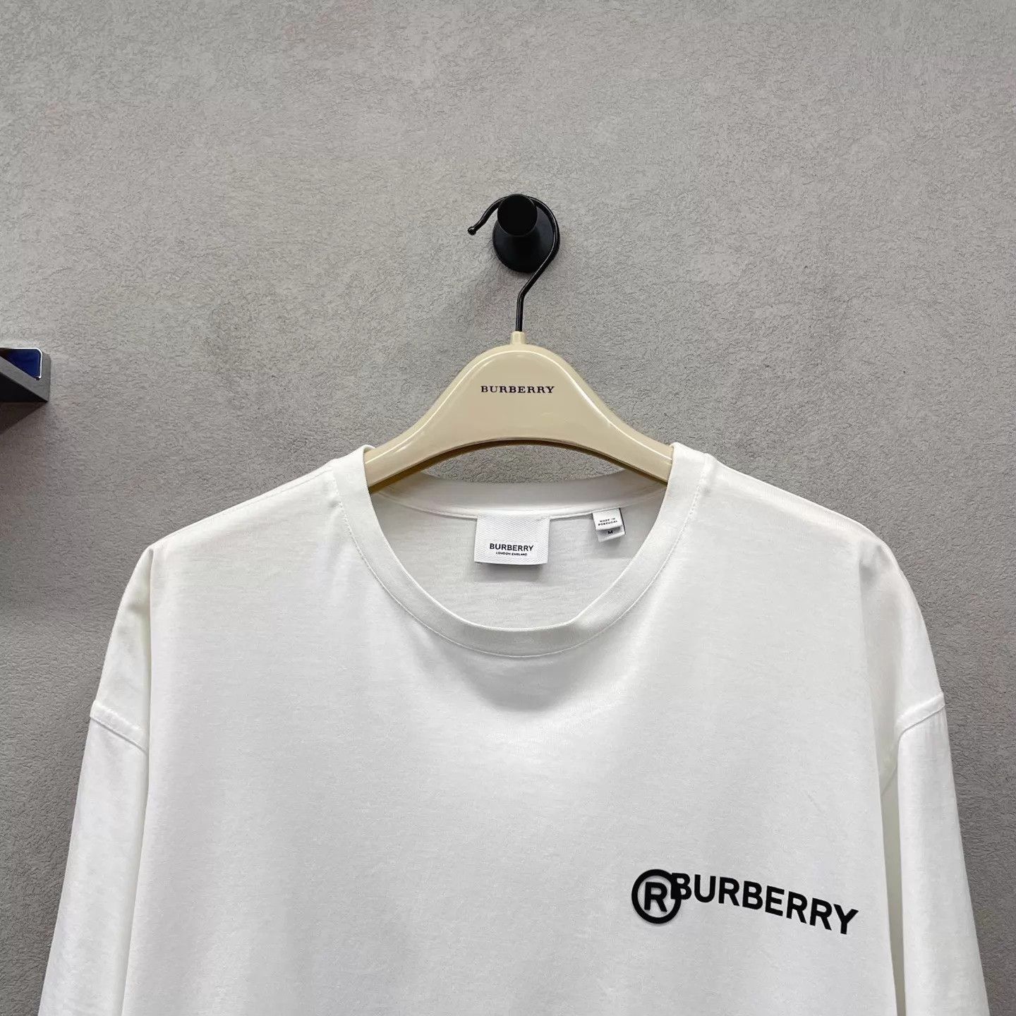 Burberry Burberry White Cotton Short Sleeve Tee M Size US M / EU 48-50 / 2 - 4 Thumbnail