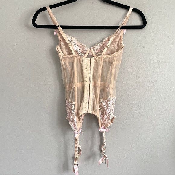 Agent Provocateur Agent Provocateur Nude Pink Lace Gianna Basque Corset - 32C Size ONE SIZE - 11 Thumbnail