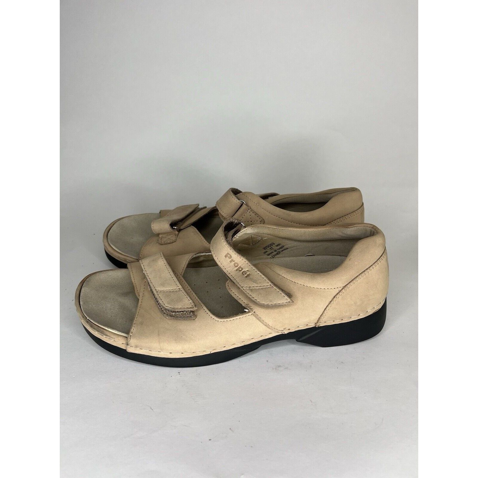 Other Propet Beige Nubuck Comfort Walking Strap Outdoor Sandals Wo Size US 11 / IT 41 - 12 Thumbnail
