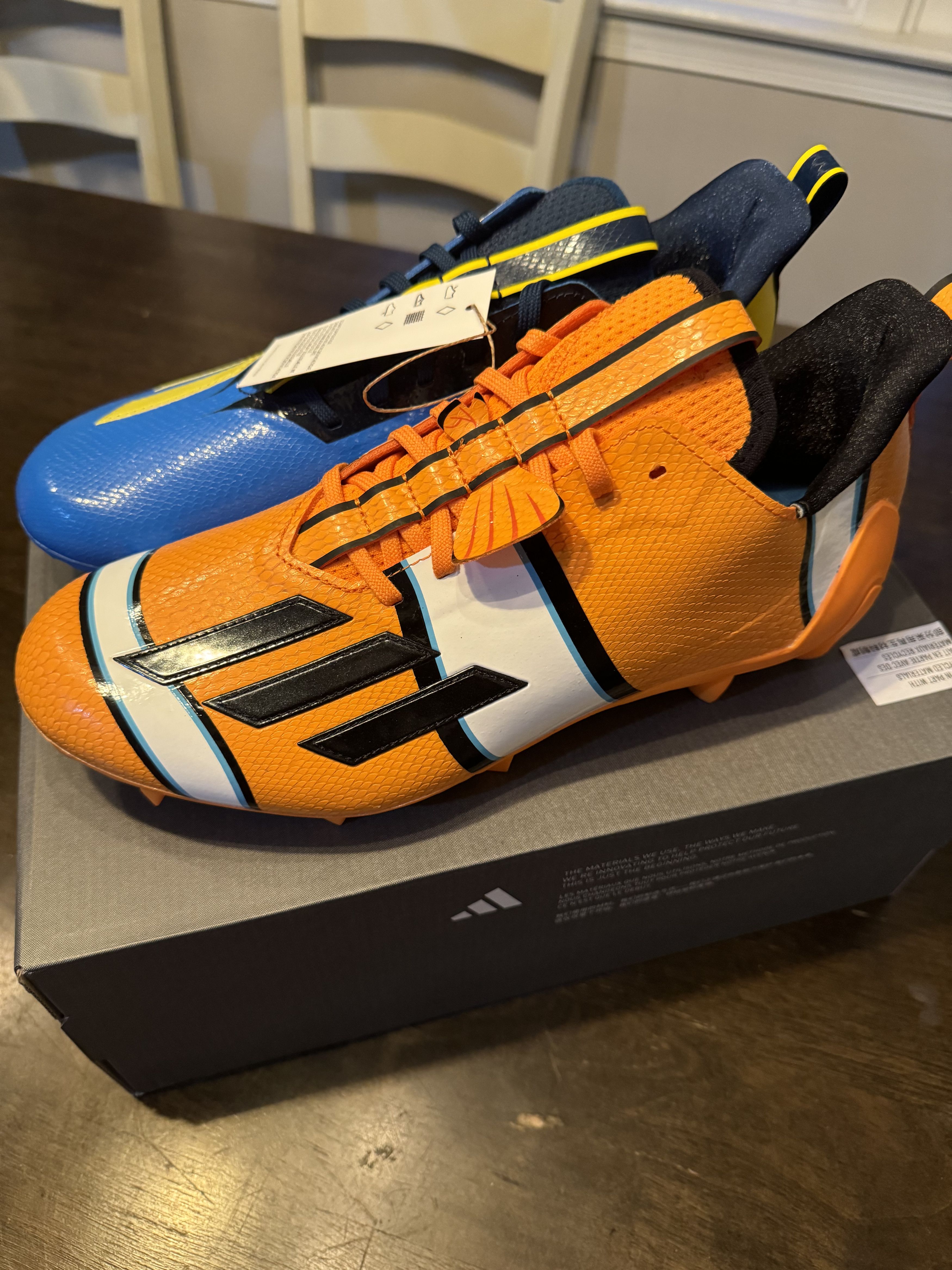 Adidas × Disney Adizero 12.0 x Disney “Finding Nemo” Football Cleats Size US 10 / EU 43 - 2 Thumbnail
