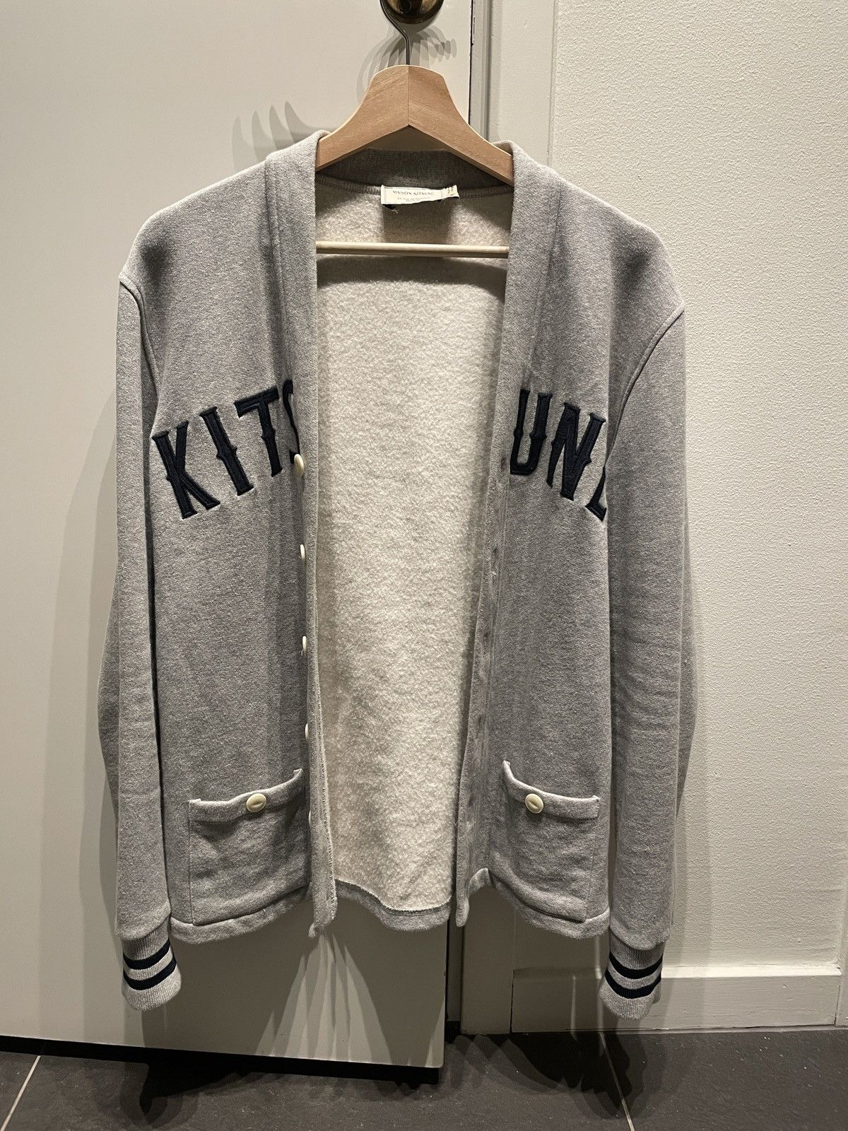 Maison Kitsune Maison Kitsuné Cardigan Size US M / EU 48-50 / 2 - 1 Thumbnail