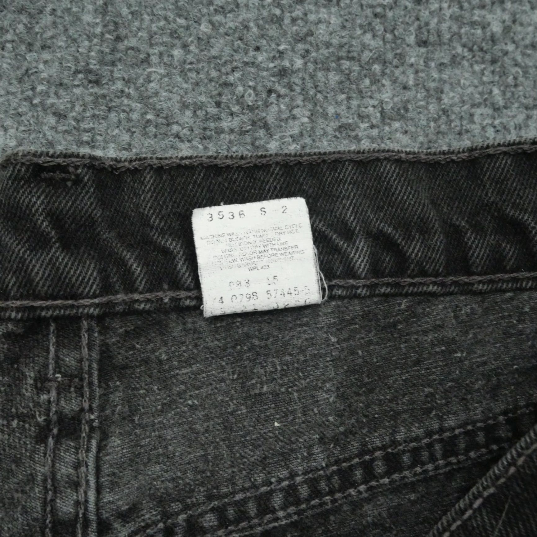 Levi's VINTAGE Levi's 512 Jeans Womens 14 31x24 Black Faded Cropped Tapered 90s Distressed Jeans Mens? Womens, 90s, 14, Black, Denim, Casual Size 24" / US 00 / IT 34 - 4 Thumbnail
