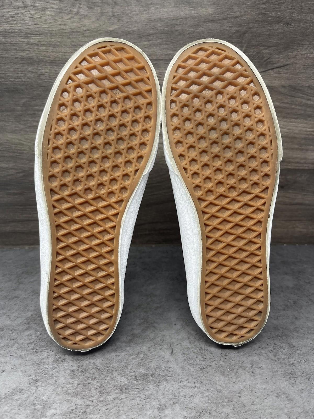 Vans Vans Shoes Womens Size 8 Red Straps V 23 Leather Sneakers Size US 8 / IT 38 - 8 Thumbnail