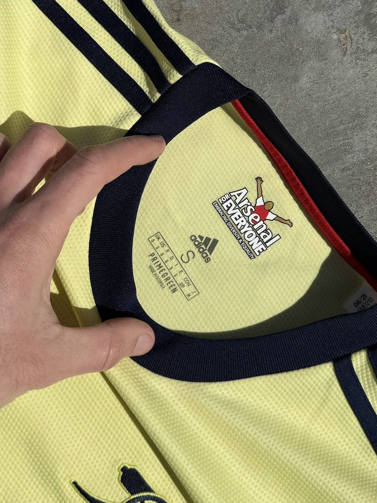 Adidas Arsenal London 2021 Soccer Football Blokecore Y2K Jersey Size US S / EU 44-46 / 1 - 4 Thumbnail