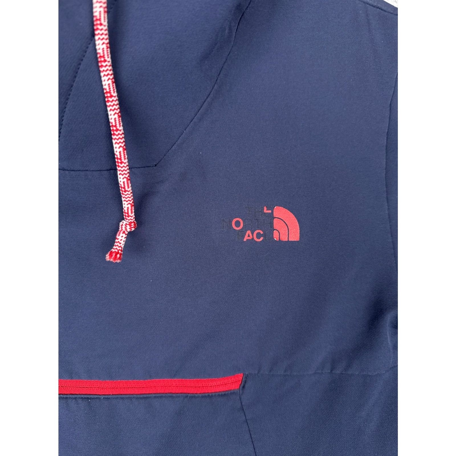 The North Face The North Face Jacket Womens Small Blue Red Hooded Pullover Anorak USA Flag Size S / US 4 / IT 40 - 6 Thumbnail