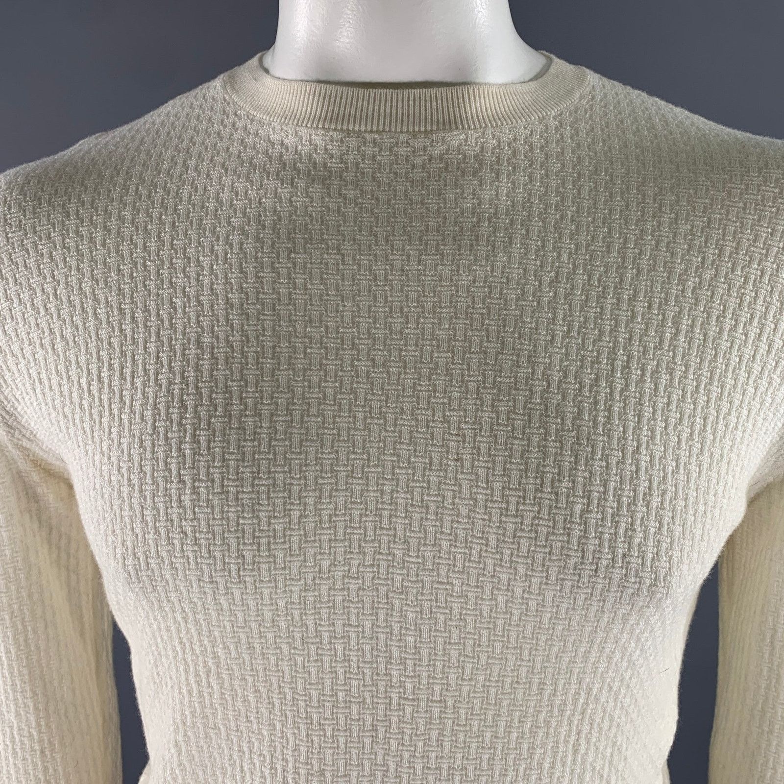 Emporio Armani EMPORIO ARMANI Size XL Cream Waffle Knit Crew-Neck Pullover Size US XL / EU 56 / 4 - 2 Thumbnail