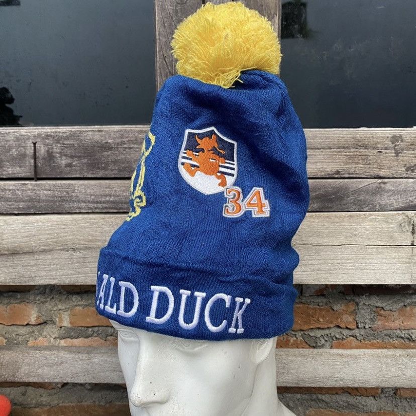 Disney × Mickey Mouse Donald Duck unique pom beanie hat Size ONE SIZE - 2 Thumbnail