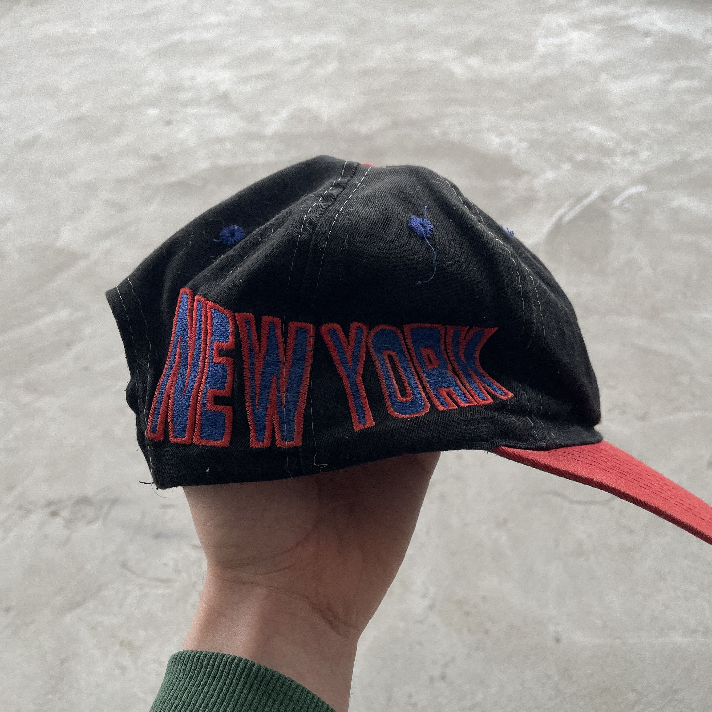 Vintage Vintage New York Giants Snapback Hat Helmet Two Tone NFL Size ONE SIZE - 3 Thumbnail