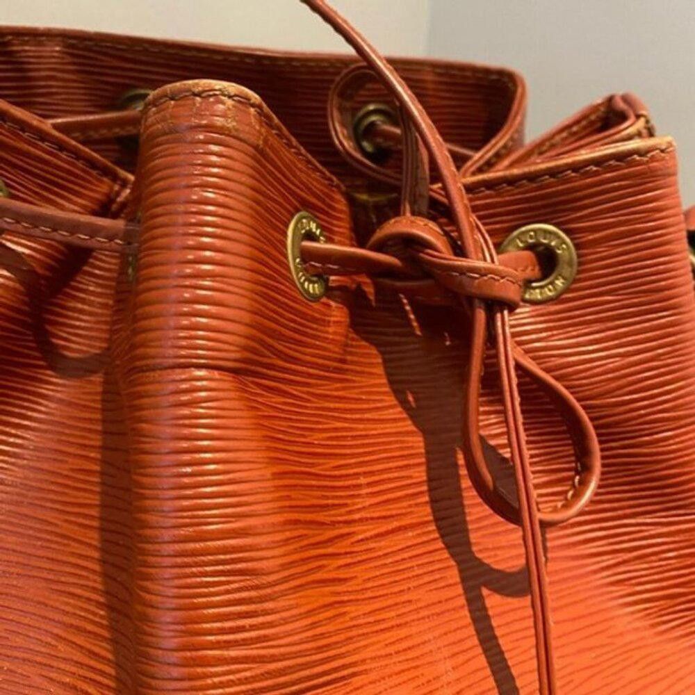 Louis Vuitton Louis Vuitton Vintage ‘Noe’ Epi Leather Bucket Bag Size ONE SIZE - 4 Thumbnail