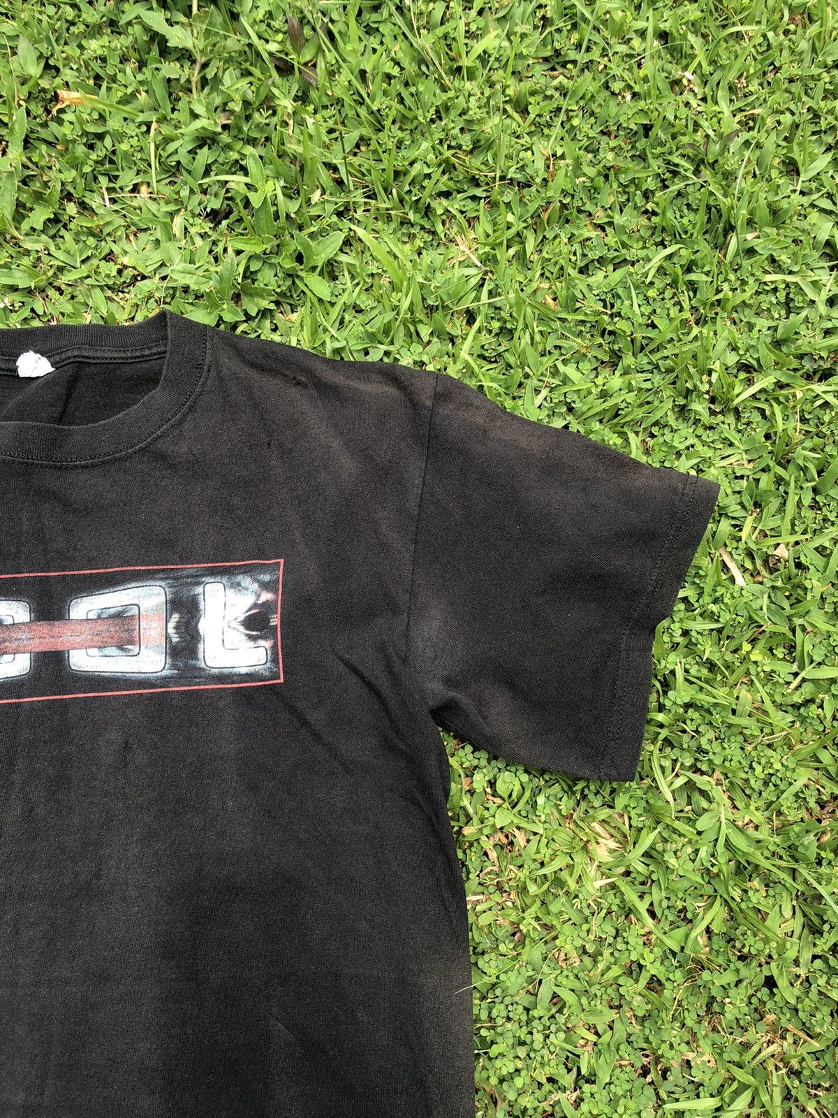 Band Tees Vintage Y2K Sunfaded Tool Los Angeles Tour Tshirt Size US L / EU 52-54 / 3 - 13 Thumbnail