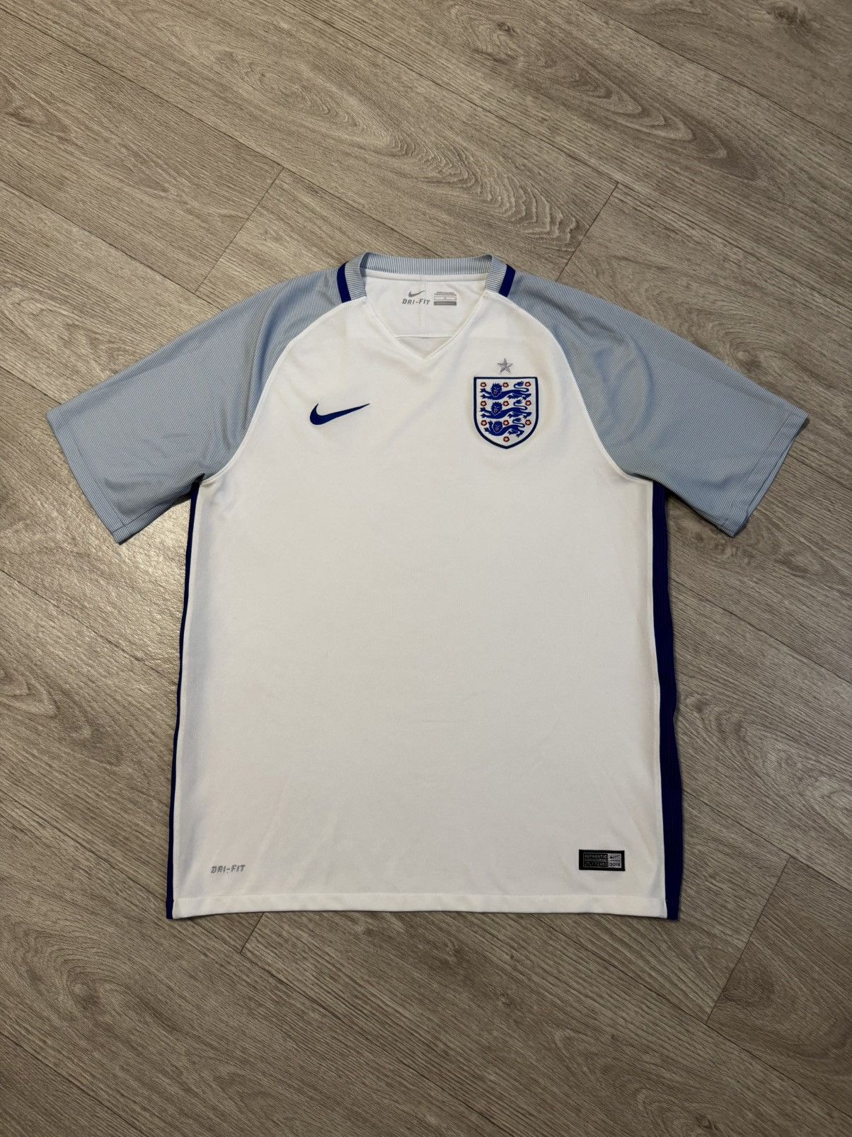 Nike 🔷Nike England 2016/17 Soccer jersey🔷 Size US L / EU 52-54 / 3 - 1 Thumbnail