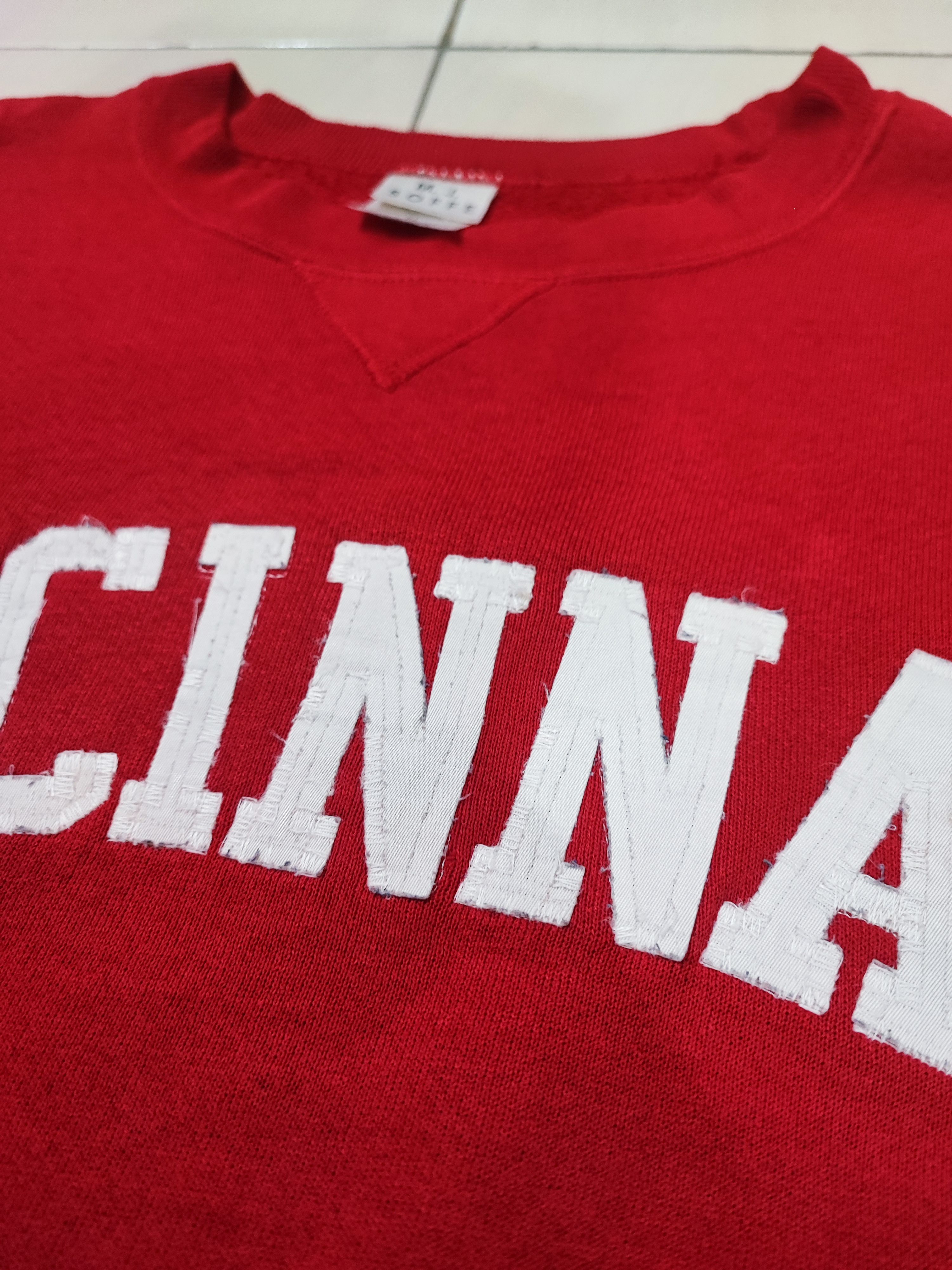 Vintage Vintage 90's Cincinnati Crewneck boxy Sweatshirt Size US L / EU 52-54 / 3 - 4 Thumbnail