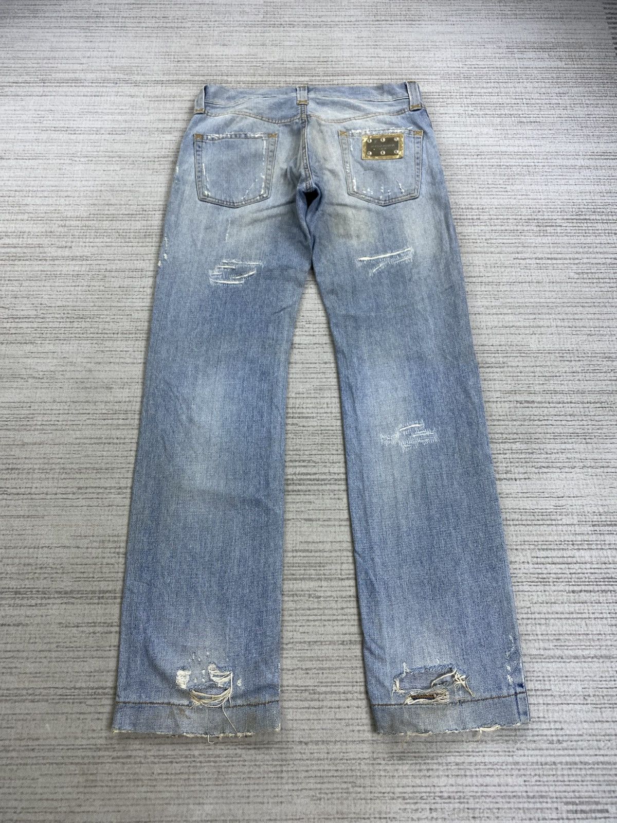 Dolce & Gabbana Vintage Dolce & Gabbana 14 Classic Distressed Denim Jeans Size US 32 / EU 48 - 2 Thumbnail