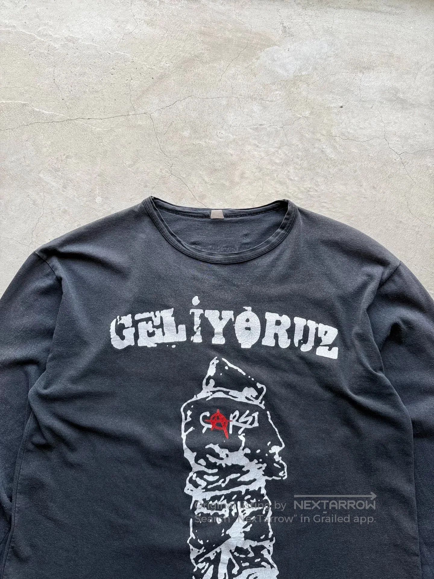 Vintage Vintage 90s Grup Yorum Geliyoruz Band Tee. Size US L / EU 52-54 / 3 - 2 Thumbnail