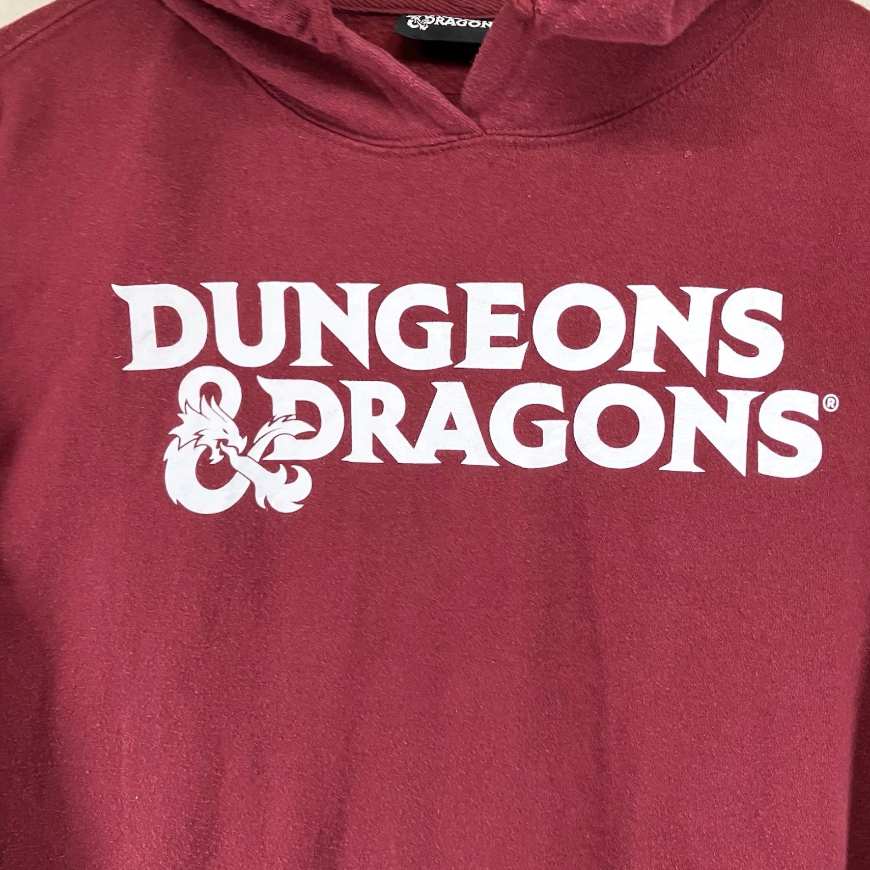 Vintage Dungeons & Dragons Hoodie Adult Medium Red Graphic Dragon Pullover Lightweight Pocket Hooded 80s Retro Mens Size US M / EU 48-50 / 2 - 4 Thumbnail