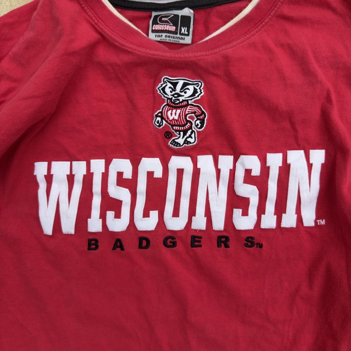 Colosseum Athletics Red Wisconsin Badgers oversized tee Size XL Size US XL / EU 56 / 4 - 3 Thumbnail