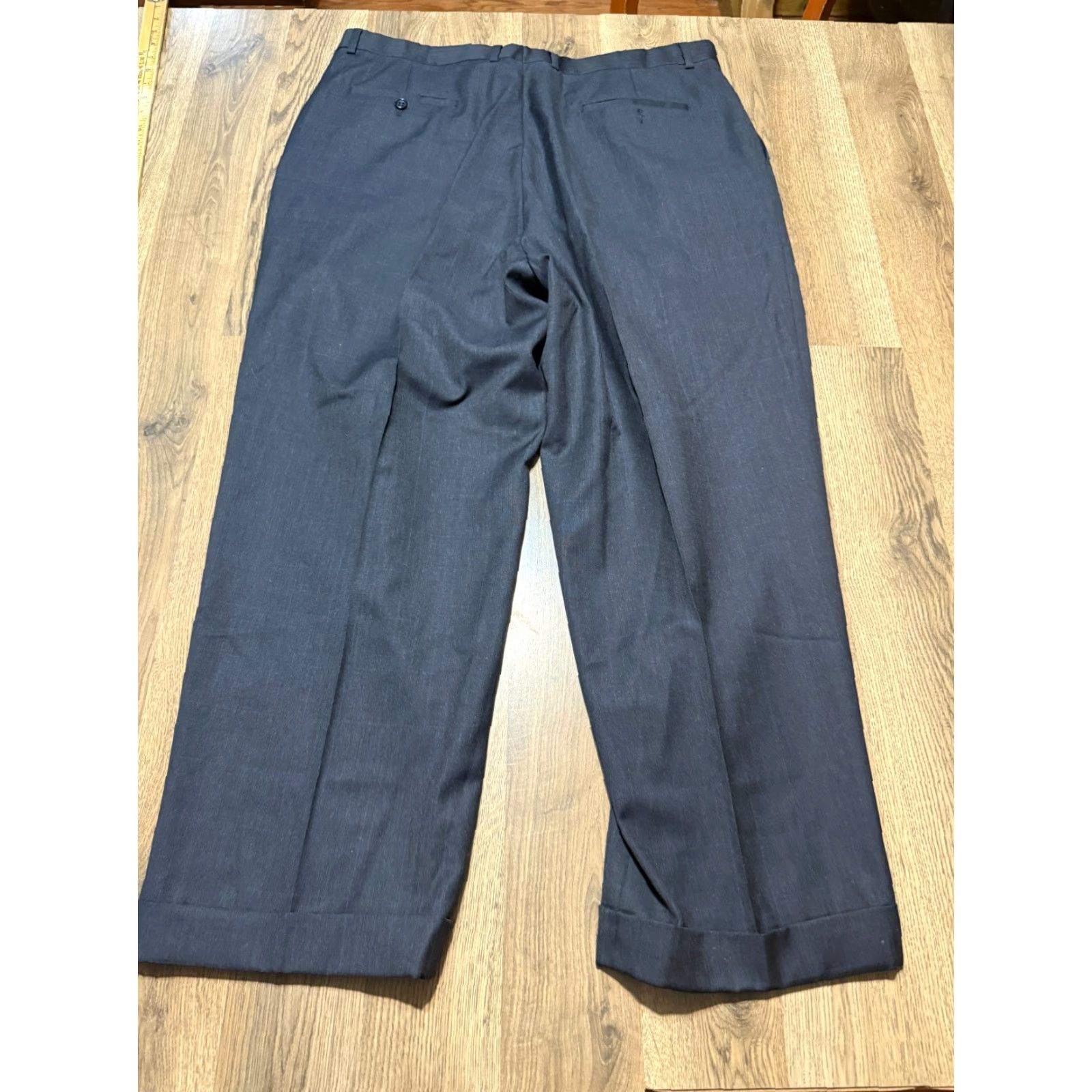 Joseph Joseph & Feiss Pants, Men's 46x41, Black Dress Pants Trousers Pleated Cuff, Wool, Regular, Straight Leg, Sl... Size US 30 / EU 46 - 2 Thumbnail