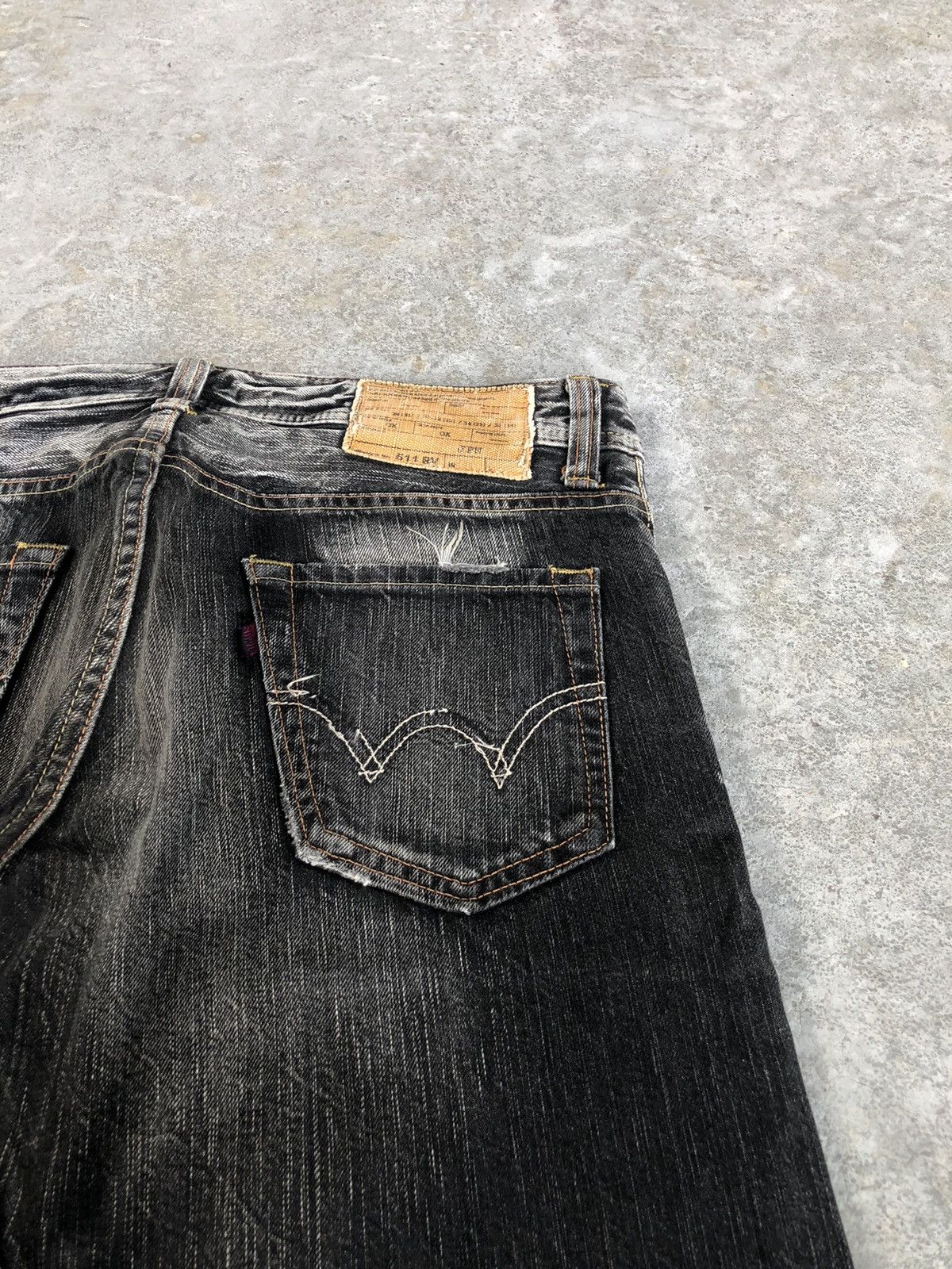 Edwin Japanese Edwin Flared Jeans Distressed Jeans 511 RV Size US 31 - 17 Thumbnail