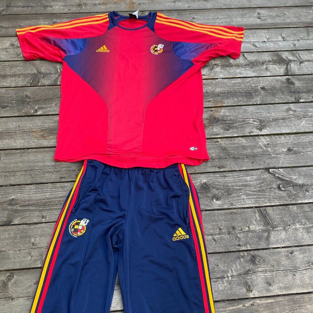 Adidas × Vintage Vintage 2003 Adidas Spain National Soccer Team Jersey Set - Size US L / EU 52-54 / 3 - 1 Thumbnail