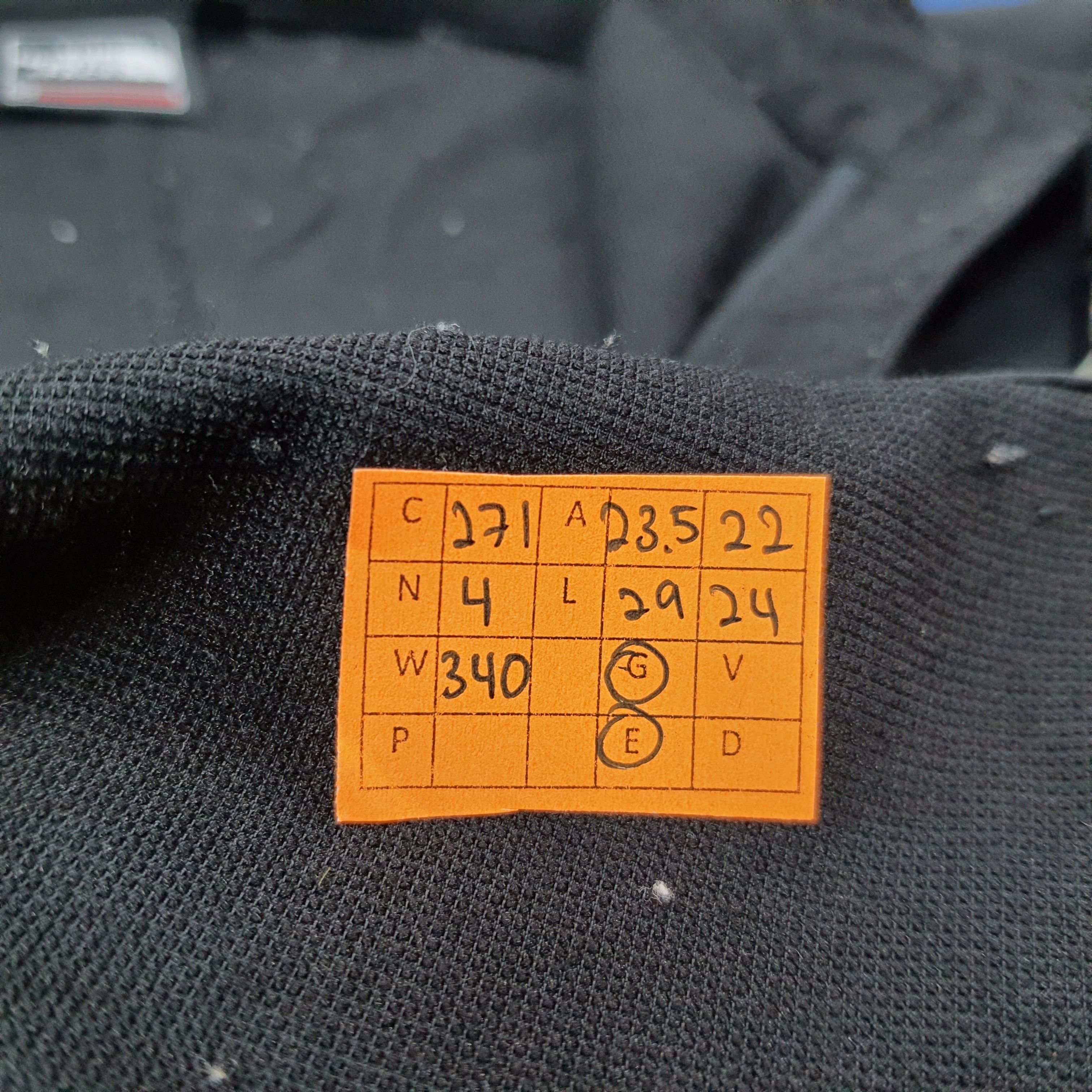 The North Face Vintage The North Face Flight Series Zipper Jacket C271N4 Size US L / EU 52-54 / 3 - 11 Thumbnail