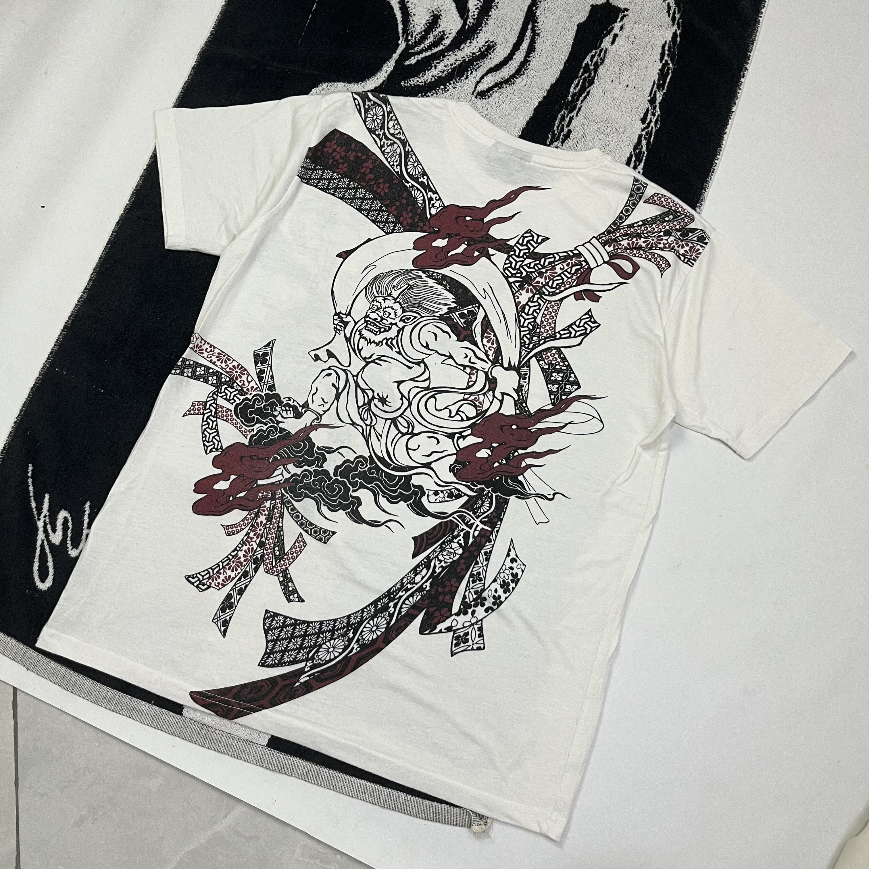 Japanese Brand Bullet noise sukajan tee Size US M / EU 48-50 / 2 - 1 Thumbnail