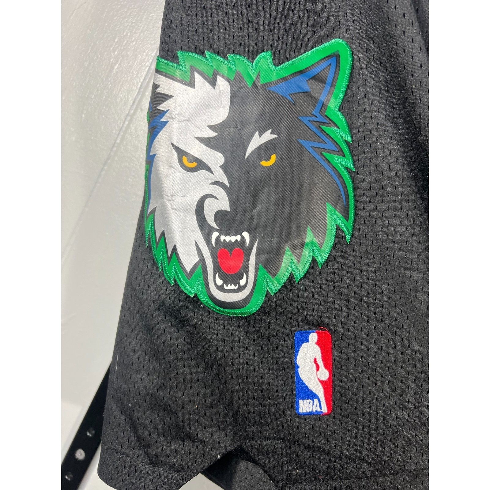 Adidas Vintage 02-03 Minnesota Timberwolves Shorts Game Issued Adid Size US 34 / EU 50 - 3 Thumbnail