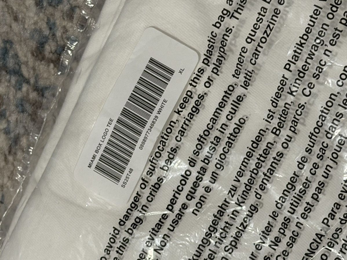 Supreme Supreme Miami Box Logo Tee Size US XL / EU 56 / 4 - 2 Thumbnail