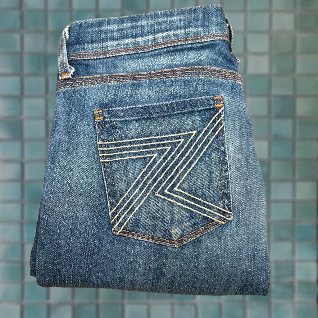 7 For All Mankind 7 For All Mankind Jeans 26 Flynt Wide-Leg Embroidered Back Pocket Blue Denim Jeans Women 26 Inseam 33 Size 26" / US 2 / IT 38 - 1 Thumbnail
