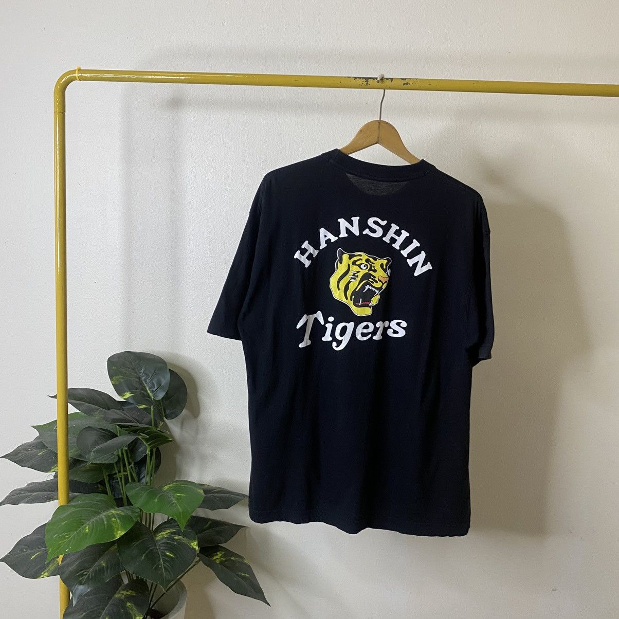 Japanese Brand Hanshin Tigers Japan Baseball Club Bathing Ape BAPE Style T Size US L / EU 52-54 / 3 - 1 Thumbnail
