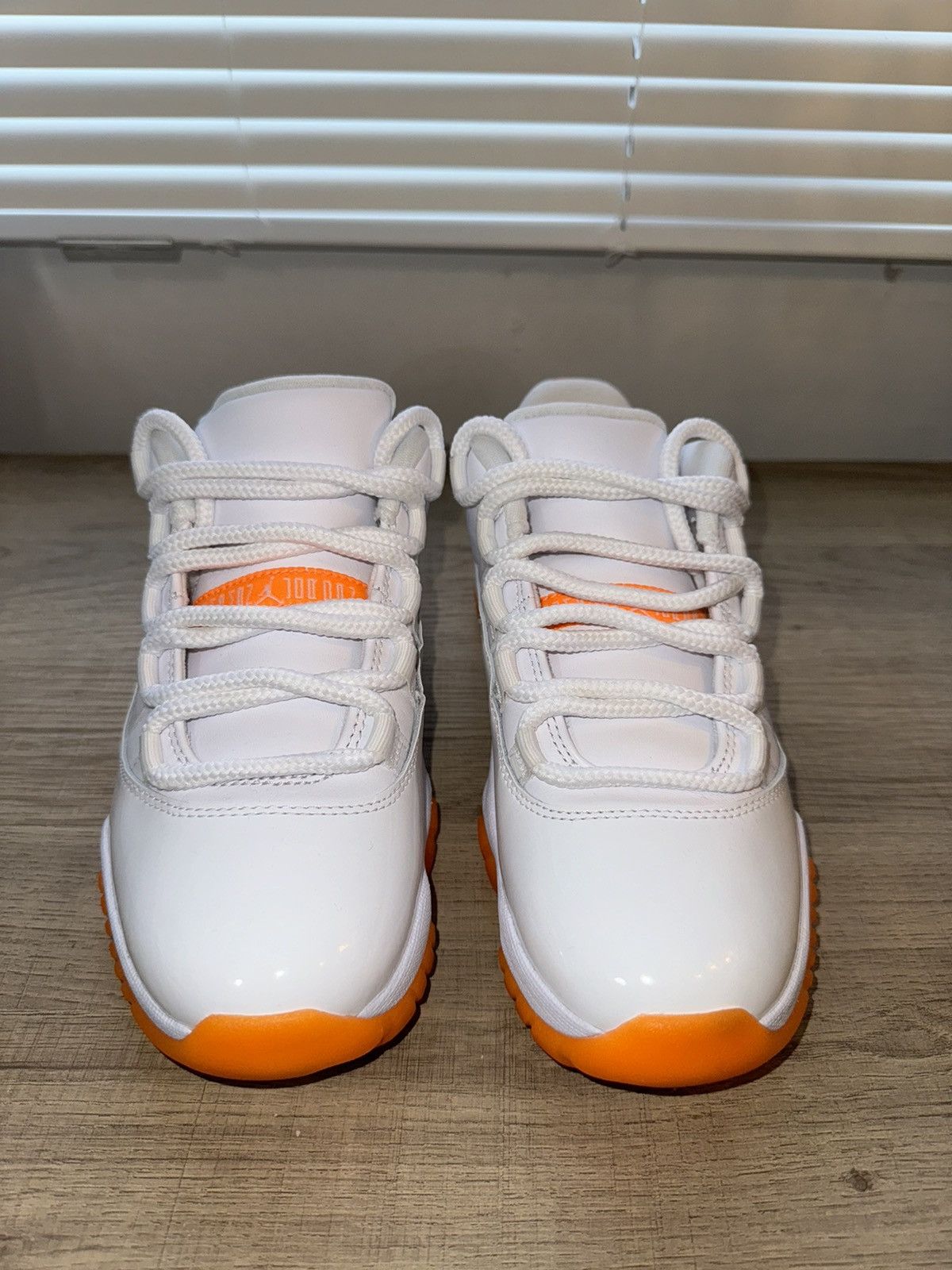 Jordan Brand Retro 11 low ‘ Citrus’ Size US 6 / IT 36 - 4 Thumbnail